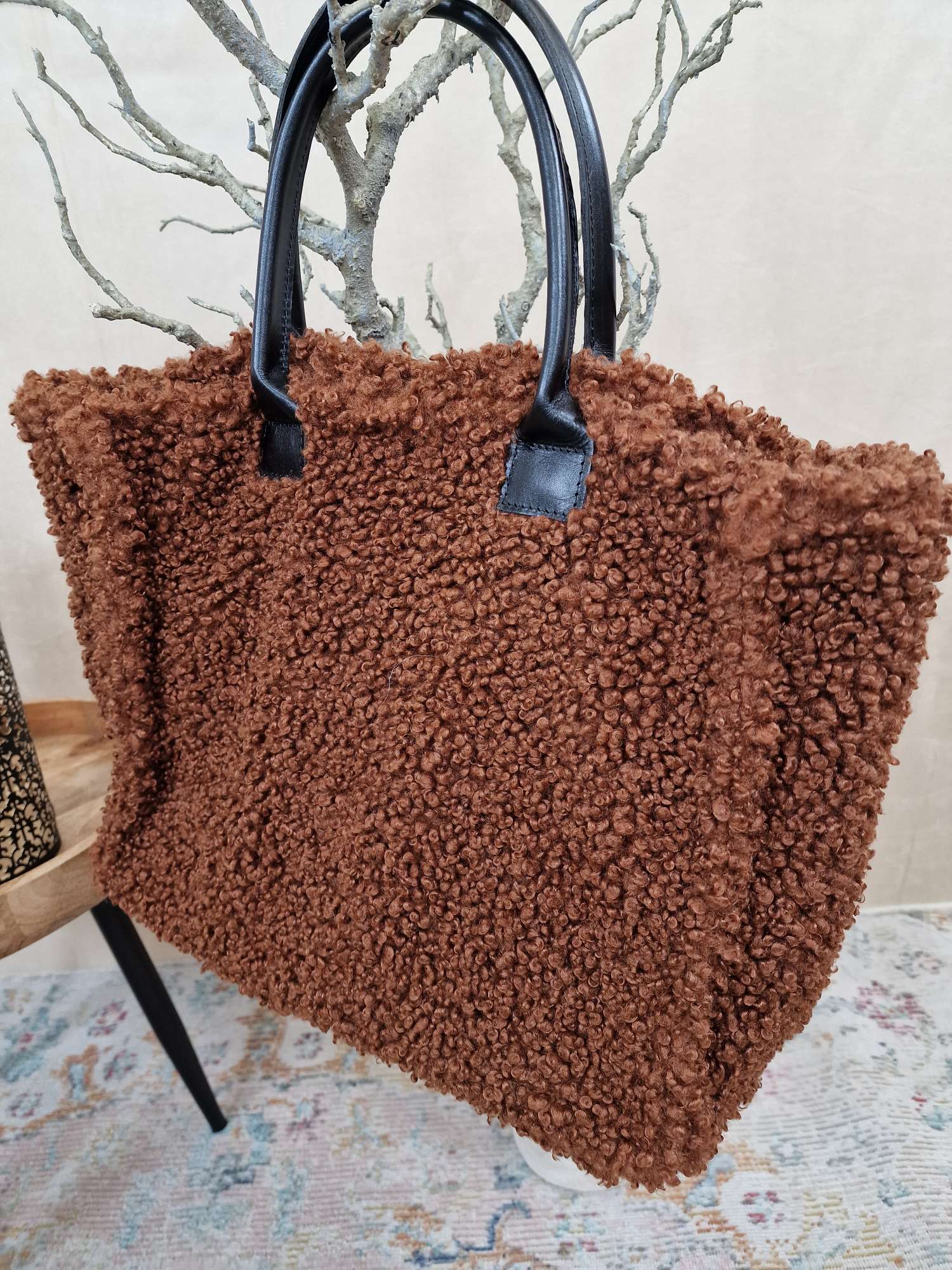 TEDDY FELL SHOPPER ELENI DUNKELBRAUN flauschige Shopping Bag mit Leder-Henkel Tasche Made in Italy TEDDY FELL SHOPPER ELENI DUNKELBRAUN flauschige Shopping Bag mit Leder-Henkel Tasche Made in Italy