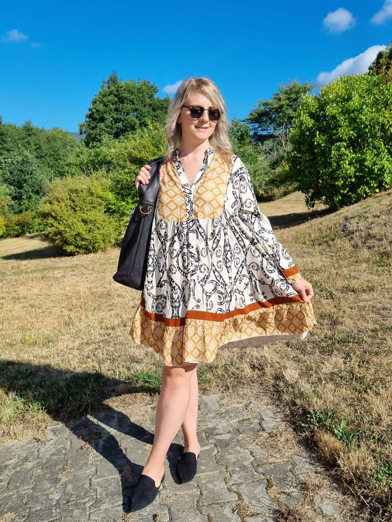 SHORT TUNIKA DRESS FIONA WHITE 34-40/42 Made in Italy langes Kleid Hängerchen Tunikakleid SHORT TUNIKA DRESS FIONA WHITE 34-40/42 Made in Italy langes Kleid Hängerchen Tunikakleid