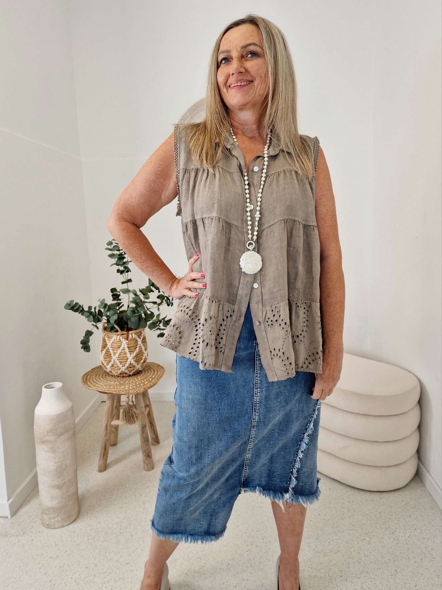 EDLES LEINEN SHIRT TOP KISS TAUPE 36-42 Made in Italy Shirt Oberteil LINEN Lochstikerei EDLES LEINEN SHIRT TOP KISS TAUPE 36-42 Made in Italy Shirt Oberteil LINEN Lochstikerei