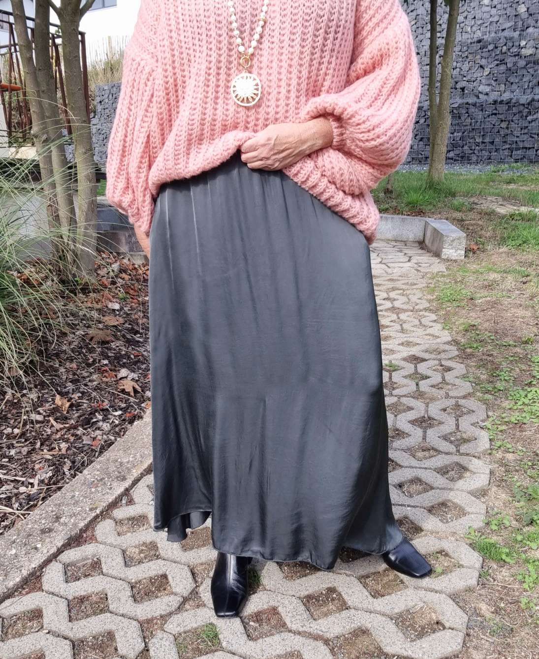EDLER SILK SKIRT ERIKA ANTHRAZIT Satin Rock Seiden Mix Made in Italy Sommerhose 34-40 EDLER SILK SKIRT ERIKA ANTHRAZIT Satin Rock Seiden Mix Made in Italy Sommerhose 34-40