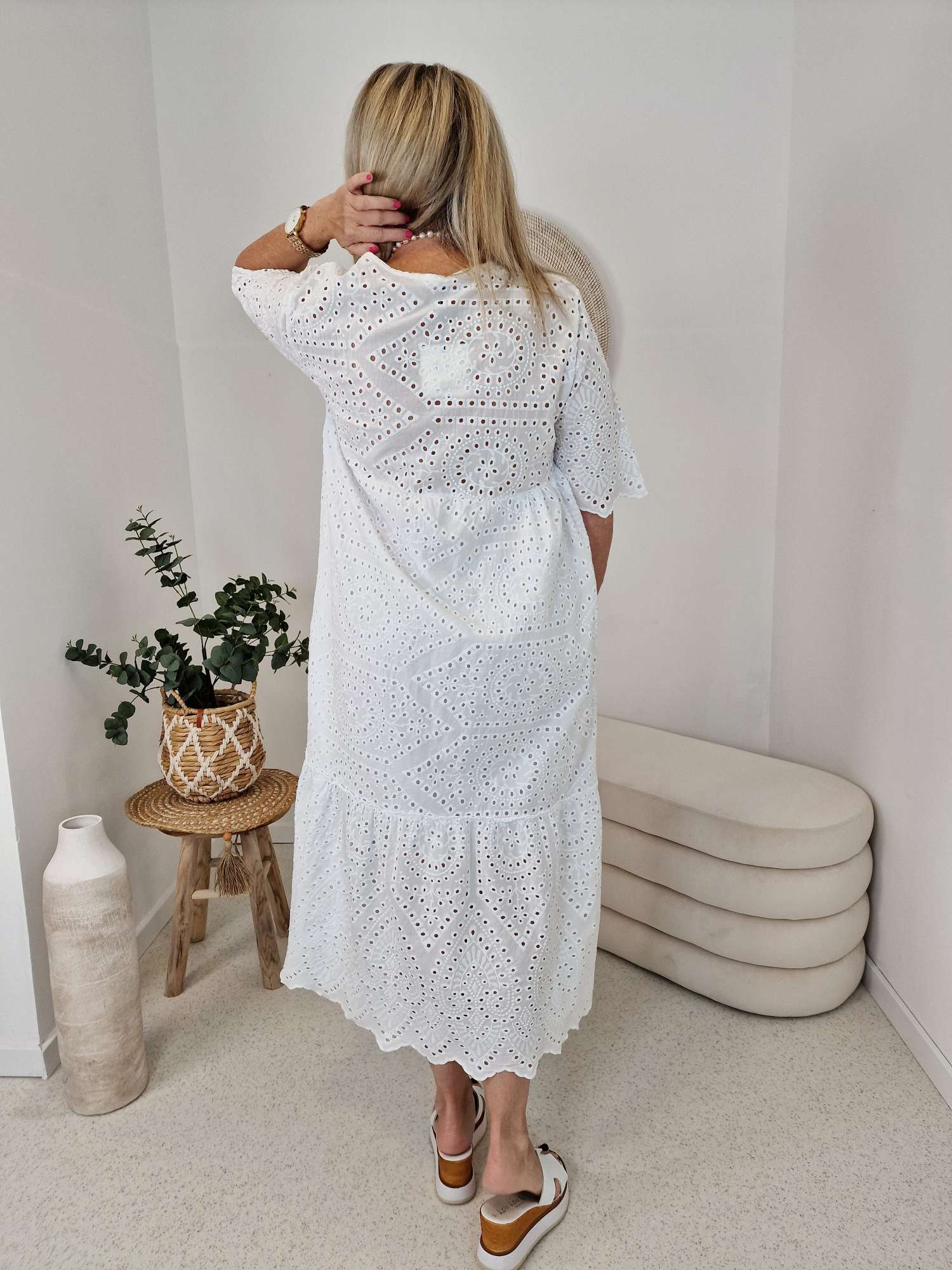 MAXI DRESS BIRGIT LOCHSTICKEREI WEISS 34-42 Made in Italy langes Kleid Sommerkleid Baumwolle MAXI DRESS BIRGIT LOCHSTICKEREI WEISS 34-42 Made in Italy langes Kleid Sommerkleid Baumwolle