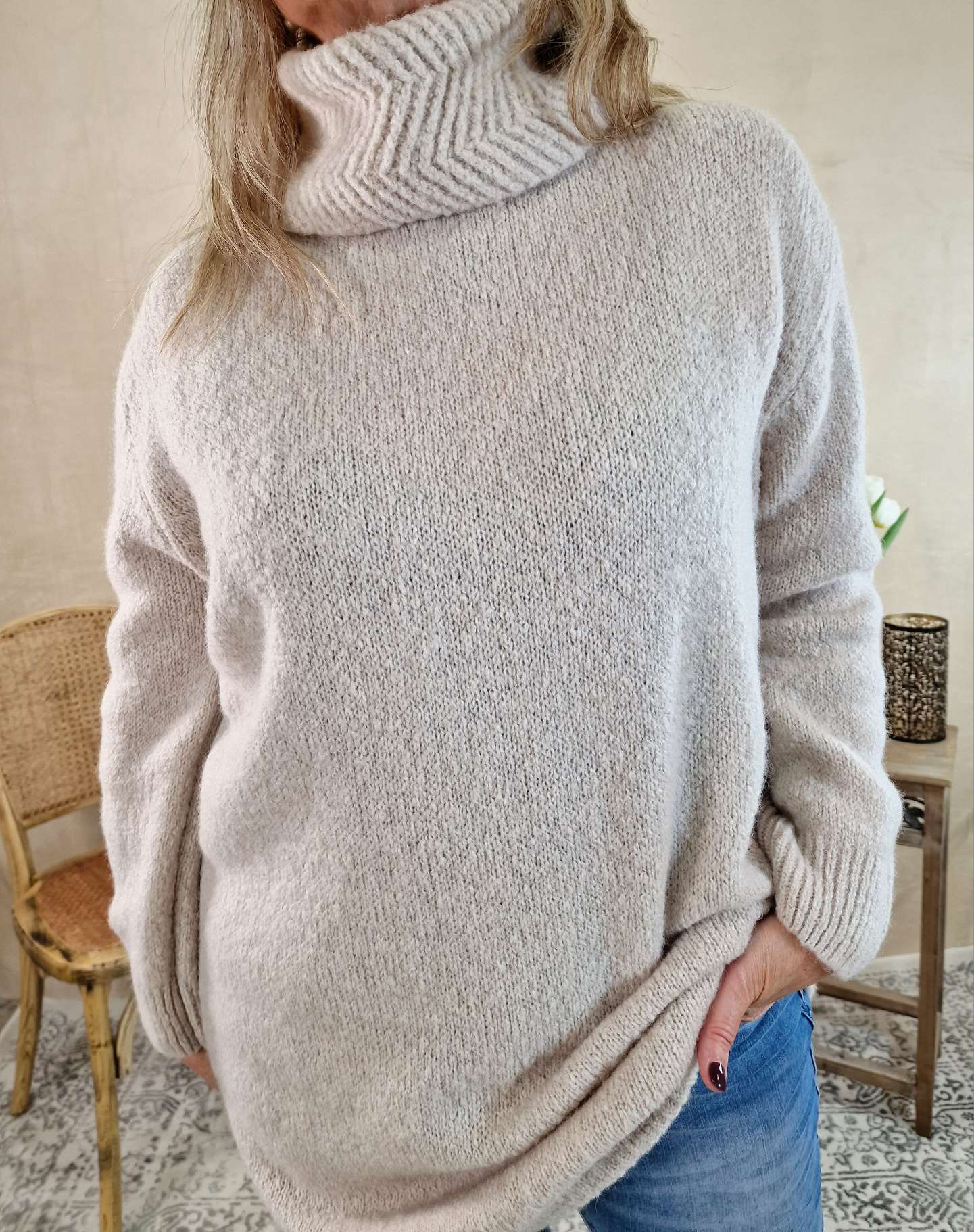 KNIT DRESS BALTIMORE SAND 34-42 Strickkleid Kleid Rollkragen Made in Italy KNIT DRESS BALTIMORE SAND 34-42 Strickkleid Kleid Rollkragen Made in Italy