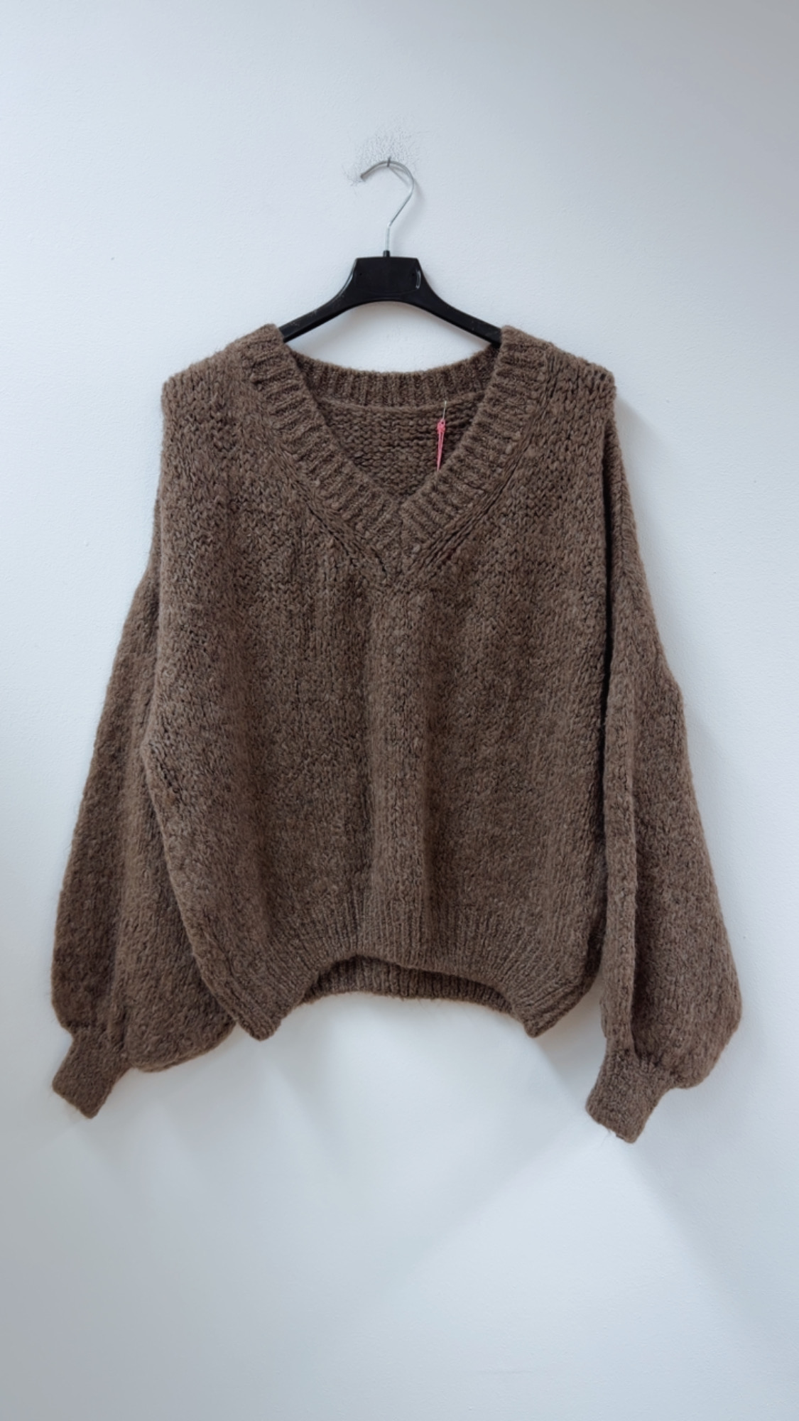 Kuscheliger Strickpullover SP0121 mit V-Ausschnitt – passt bis gute Gr. 42 Made in Italy