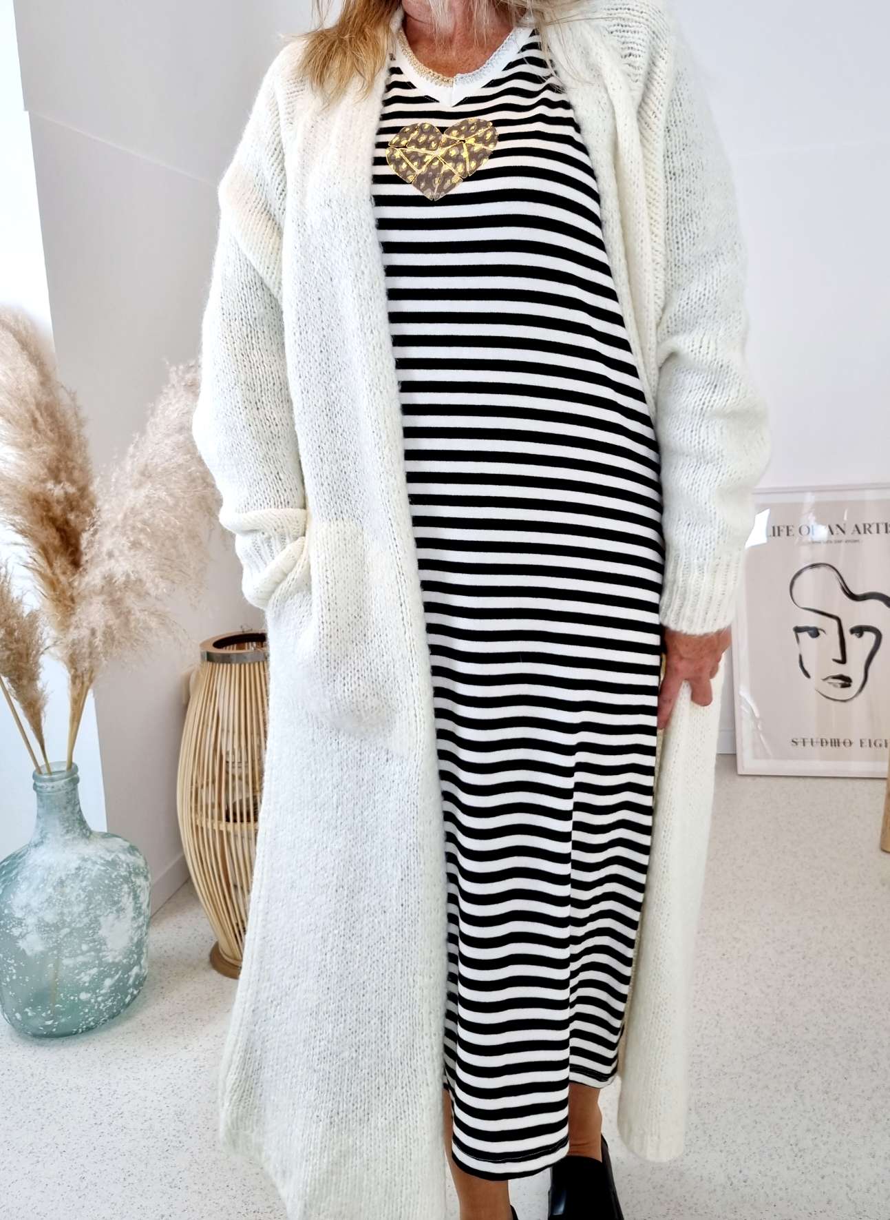 SWEATKLEID SAMY SCHWARZ 36-40 Made in Italy Shirtkleid Langarm Stripes Strickkleid SWEATKLEID SAMY SCHWARZ 36-40 Made in Italy Shirtkleid Langarm Stripes Strickkleid
