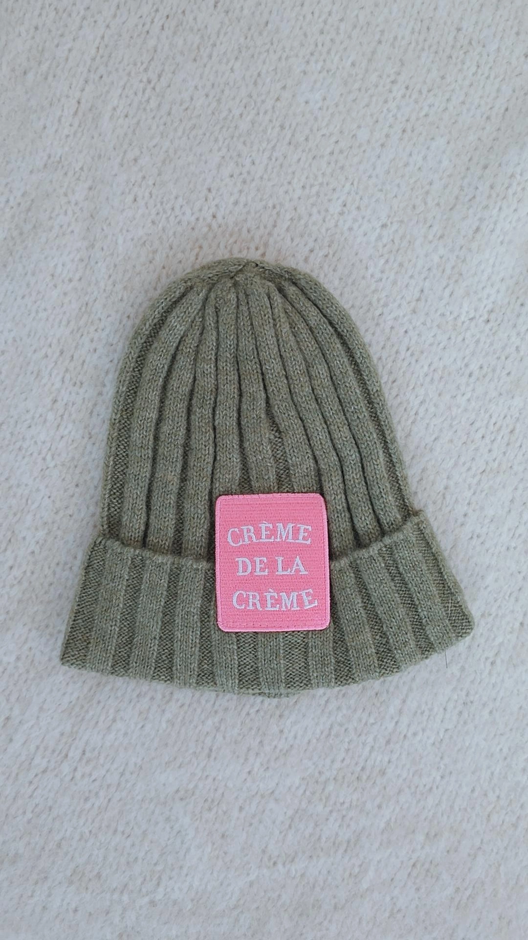 MÜTZE BEANIE LOLA mit Patch CREME DE LA CREME Made in Italy