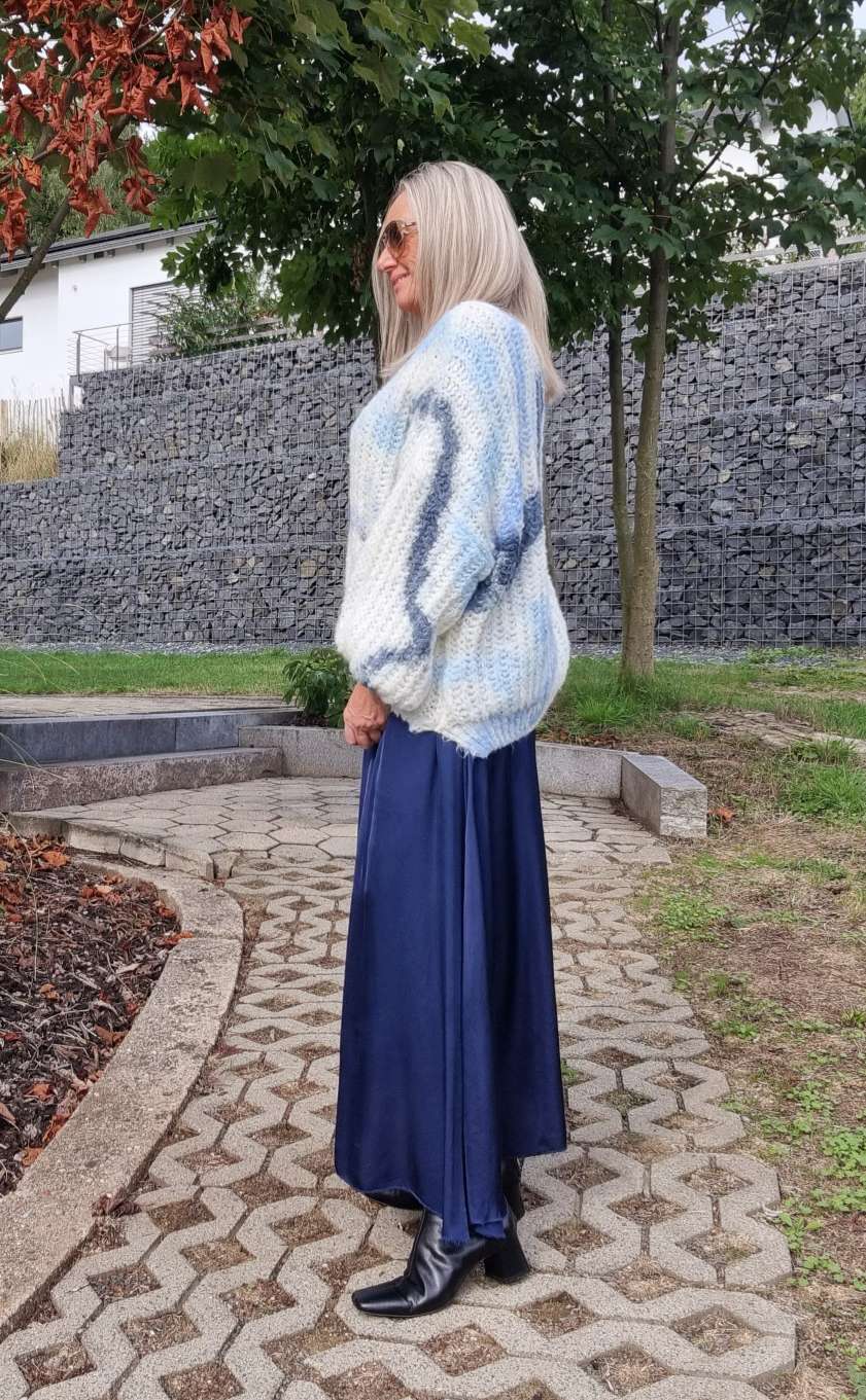 KNIT SWEATER SVENJA BATIK BLAU Strickpullover Pullover 34-42 Oversize Made in Italy KNIT SWEATER SVENJA BATIK BLAU Strickpullover Pullover 34-42 Oversize Made in Italy
