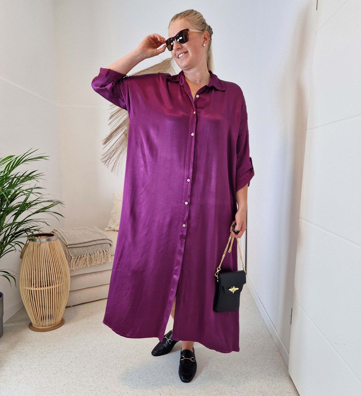 BLUSENKLEID NORA LILA 34-42/44 Made in Italy Oversize Maxi Kleid Mantel DRESS Satin Optik BLUSENKLEID NORA LILA 34-42/44 Made in Italy Oversize Maxi Kleid Mantel DRESS Satin Optik