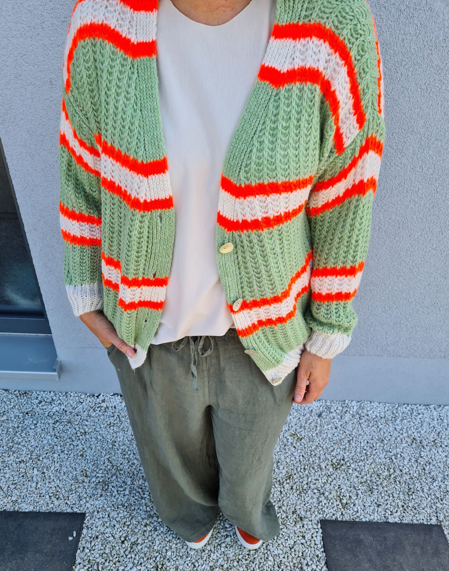 SHORT KNIT CARDIGAN MYKONOS STRIPES BUTTONS LIGHT GRÜN ORANGE CREME kurze Strick Jacke Made in Italy Streifen Knöpfe 34-42 SHORT KNIT CARDIGAN MYKONOS STRIPES BUTTONS LIGHT GRÜN ORANGE CREME kurze Strick Jacke Made in Italy Streifen Knöpfe 34-42
