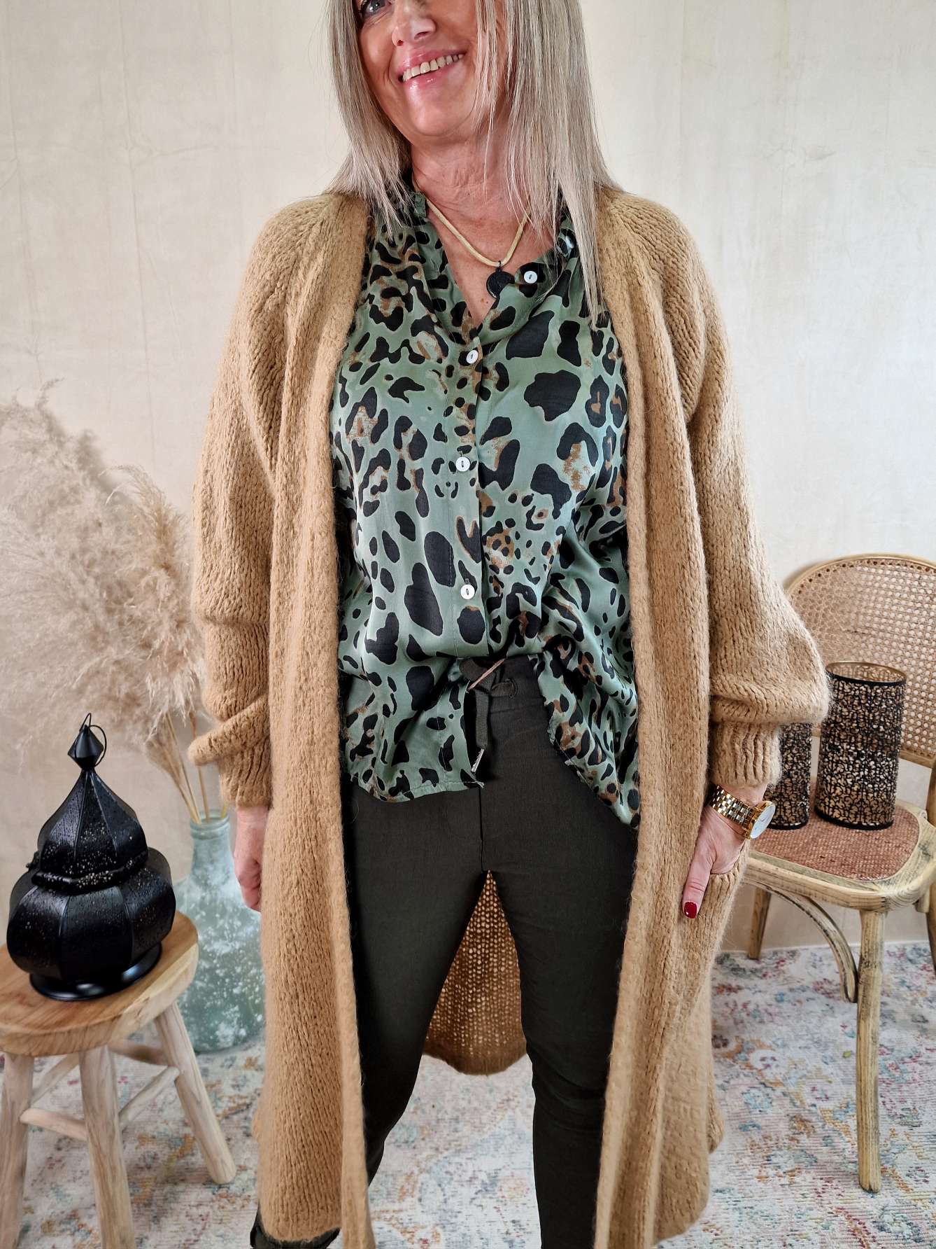EDLE BLUSE MARY LEO KHAKI 34-40 Made in Italy Viskose Hemd Shirt EDLE BLUSE MARY LEO KHAKI 34-40 Made in Italy Viskose Hemd Shirt