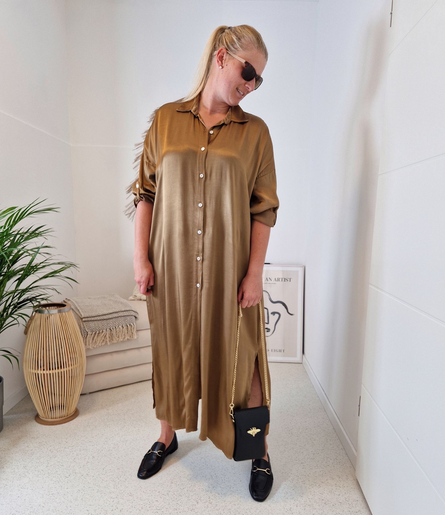 BLUSENKLEID NORA CAMEL 34-42/44 Made in Italy Oversize Maxi Kleid Mantel DRESS Satin Optik BLUSENKLEID NORA CAMEL 34-42/44 Made in Italy Oversize Maxi Kleid Mantel DRESS Satin Optik