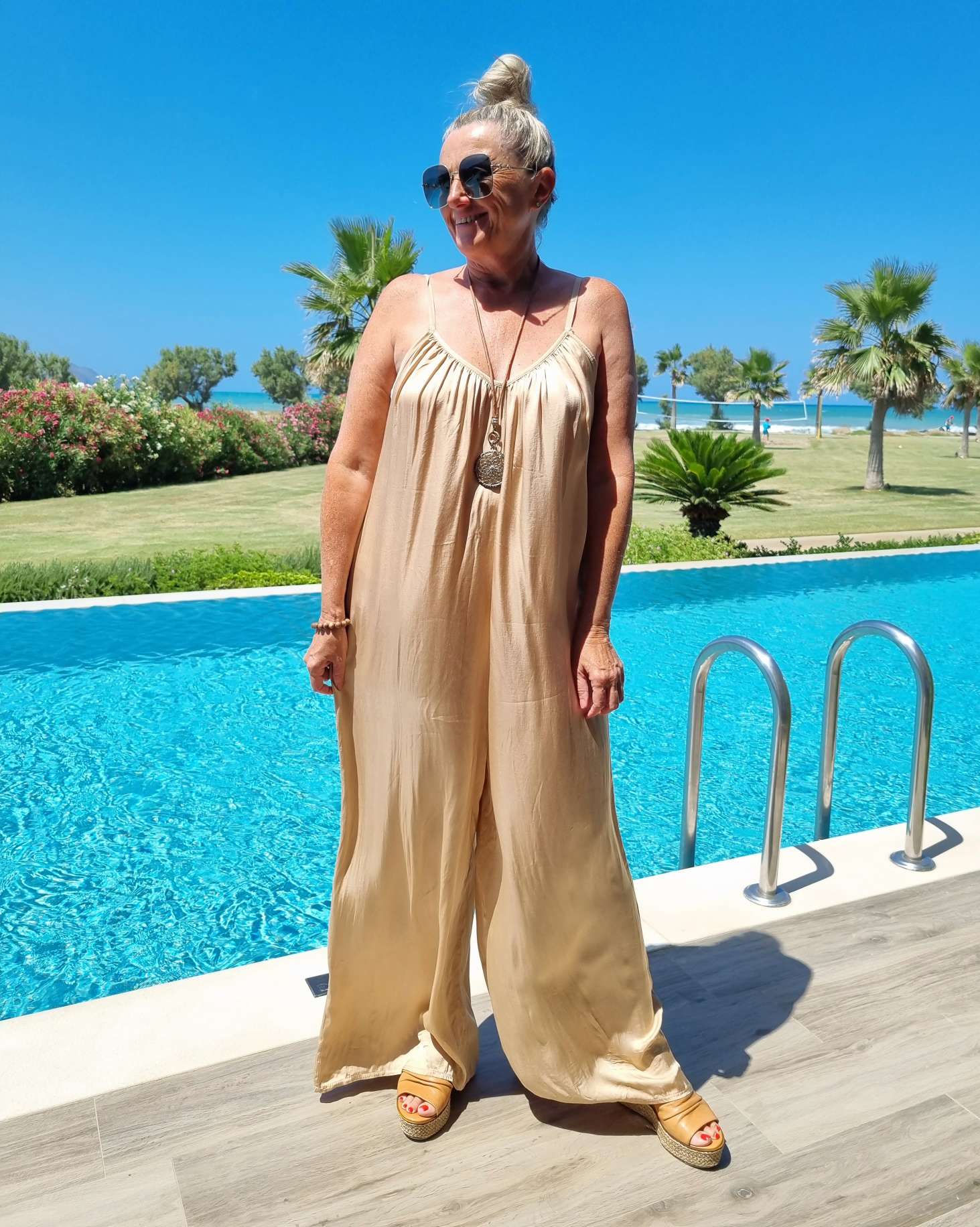 SILK JUMPSUIT PARIS BEIGE 34-42 Made in Italy Seide Overall Zweiteiler 4945 SILK JUMPSUIT PARIS BEIGE 34-42 Made in Italy Seide Overall Zweiteiler 4945