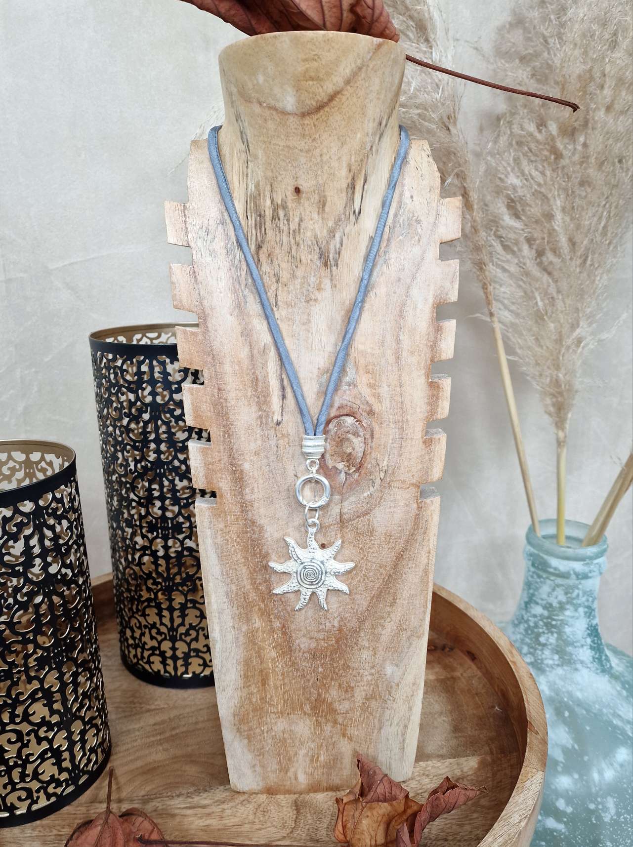 NECKLESS SILVER SUN SILK Wechselkette GRAU Seide Lange Kette mit Anhänger NECKLESS SILVER SUN SILK Wechselkette GRAU Seide Lange Kette mit Anhänger