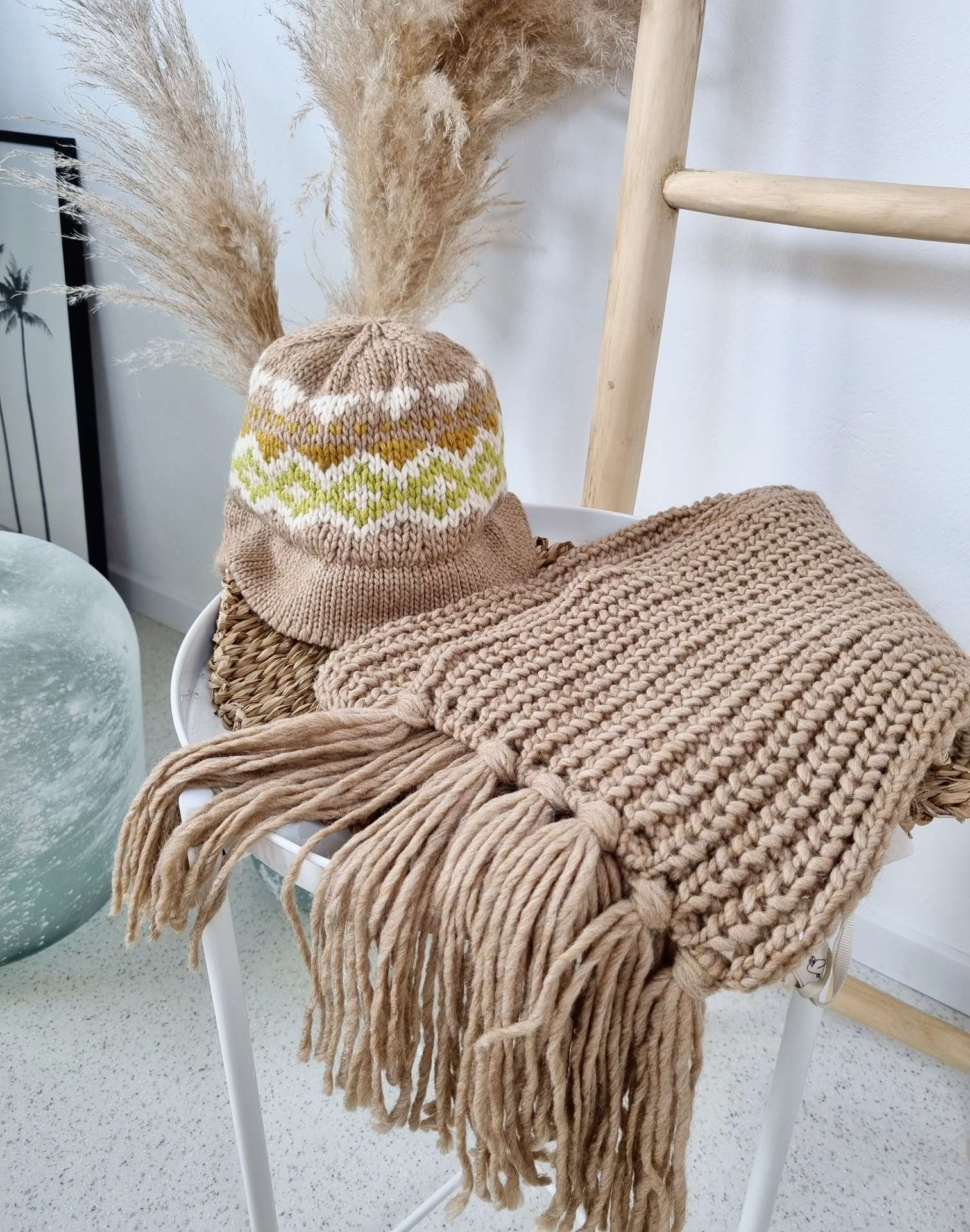 EDLER SCHAL SCARF BELLADONNA CAMEL Made in Italy kuscheliger weicher Strick Schal Fransen EDLER SCHAL SCARF BELLADONNA CAMEL Made in Italy kuscheliger weicher Strick Schal Fransen