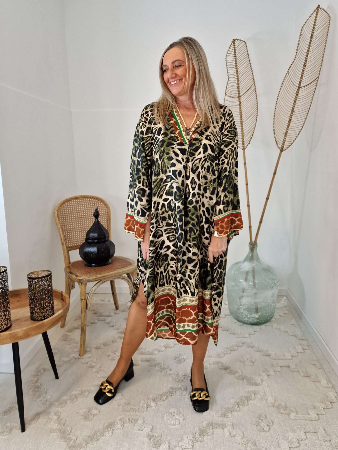 BLUSEN KLEID LUISE KHAKI langes Seiden Kleid Dress Longbluse Made in Italy 34-42 BLUSEN KLEID LUISE KHAKI langes Seiden Kleid Dress Longbluse Made in Italy 34-42