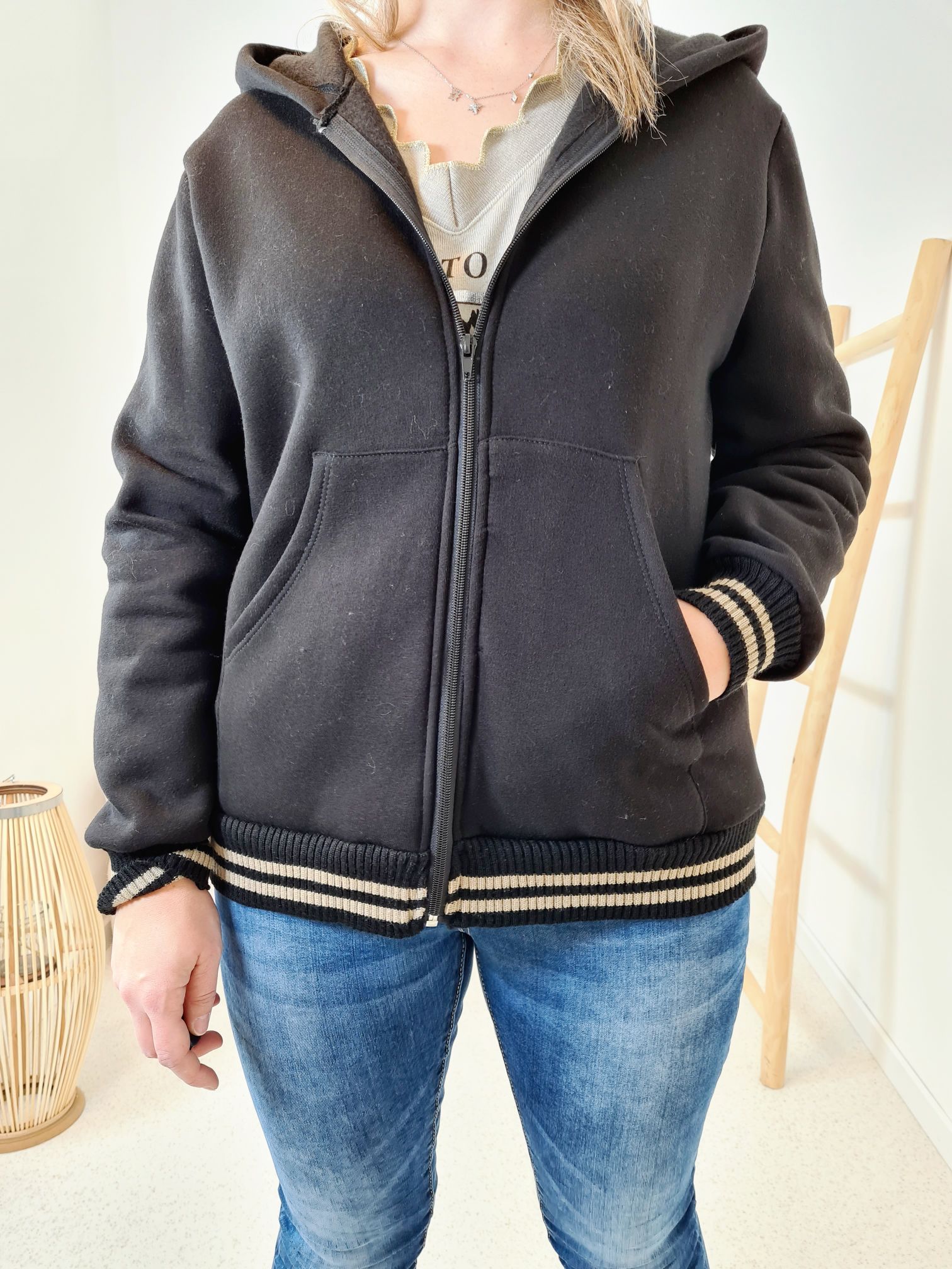 HOODIE SWEATER JACKE LOTTI SCHWARZ Made in Italy Oversize 34-42 versch. Farben HOODIE SWEATER JACKE LOTTI SCHWARZ Made in Italy Oversize 34-42 versch. Farben