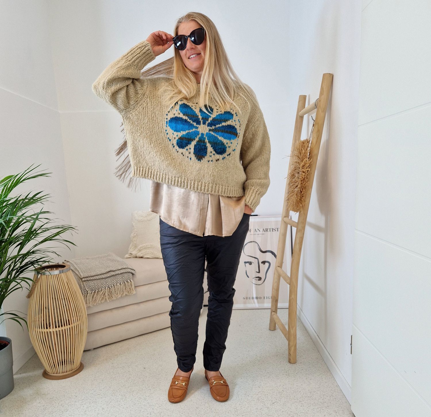 KNIT SWEATER GRETA FLOWER TAUPE Strickpullover Pullover 34-42 Made in Italy versch. Farben KNIT SWEATER GRETA FLOWER TAUPE Strickpullover Pullover 34-42 Made in Italy versch. Farben