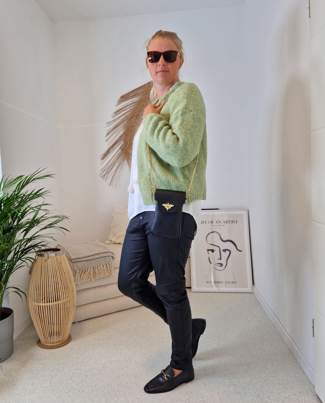 KNIT CARDIGAN MILLY GRÜN 34-42 Made in Italy kurze Strickjacke KNIT CARDIGAN MILLY GRÜN 34-42 Made in Italy kurze Strickjacke