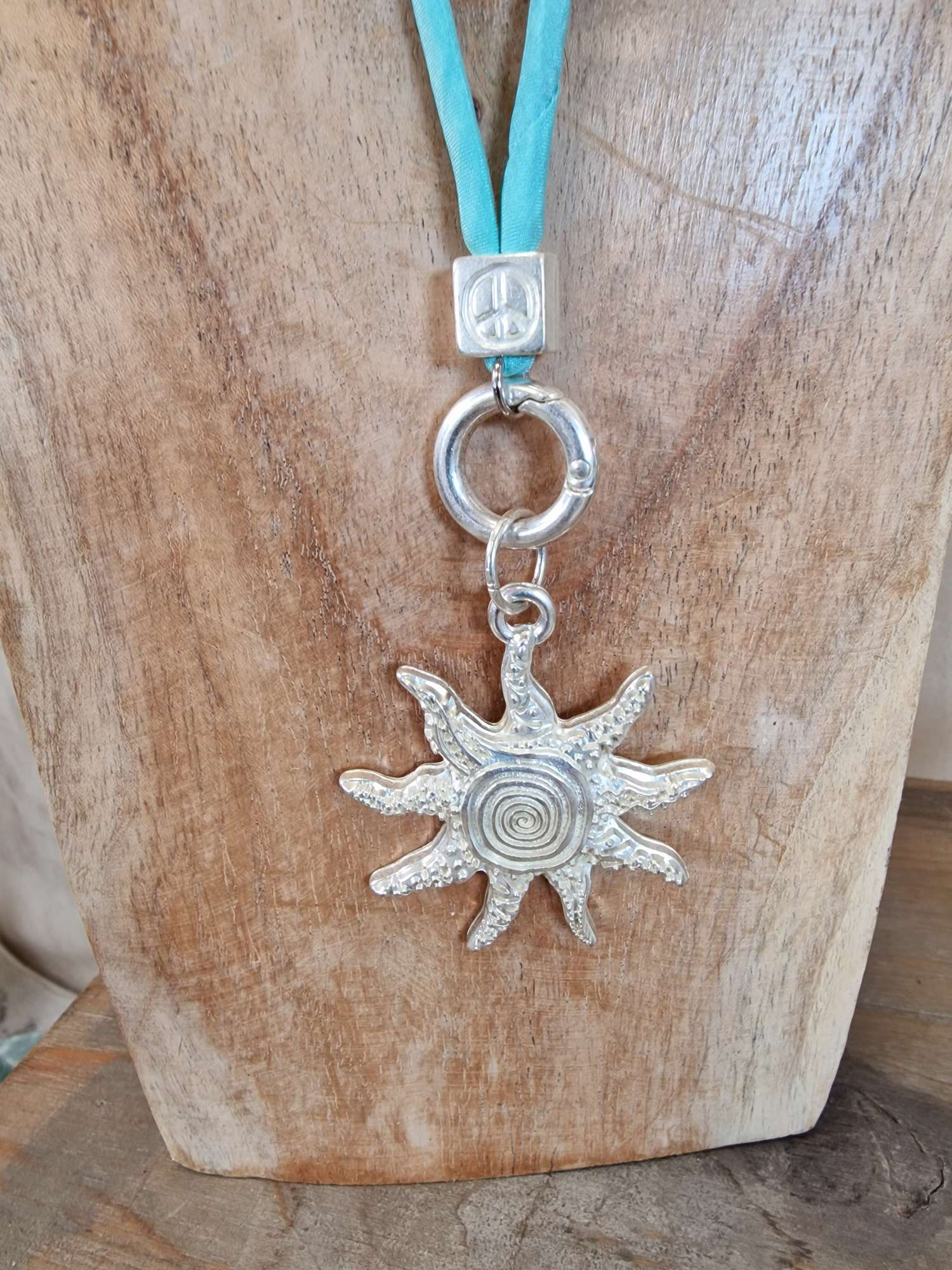 NECKLACE SILVER SUN SILK Türkis Wechselkette  Seide Lange Kette mit Anhänger 