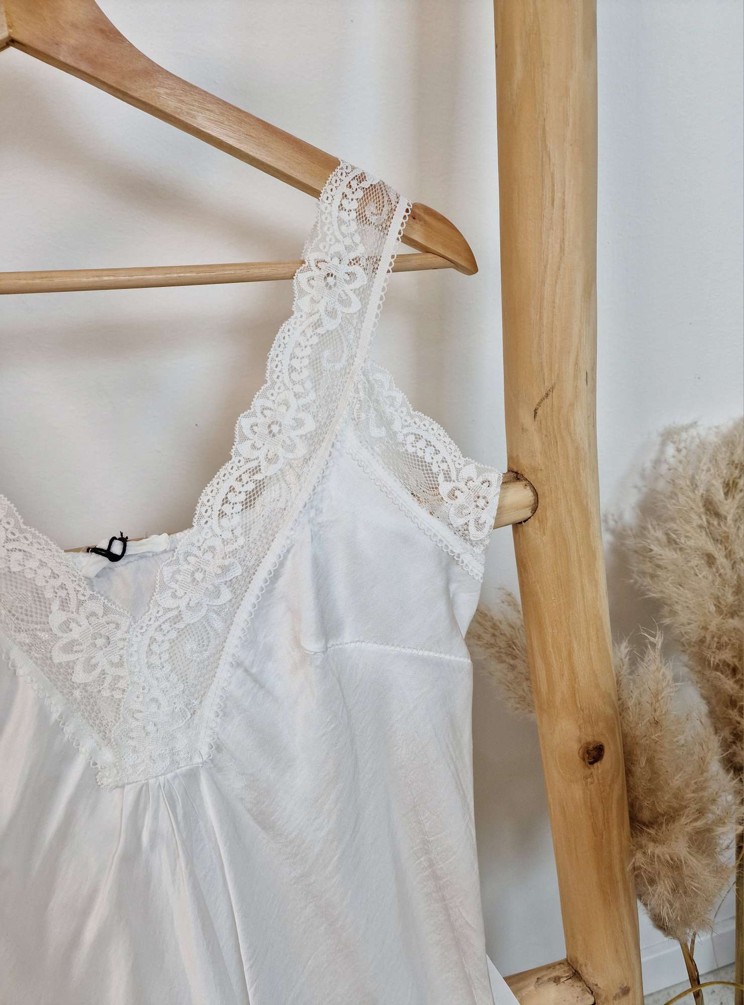 BASIC TOP EVE WEISS Spitzentop Made in Italy 34-42 