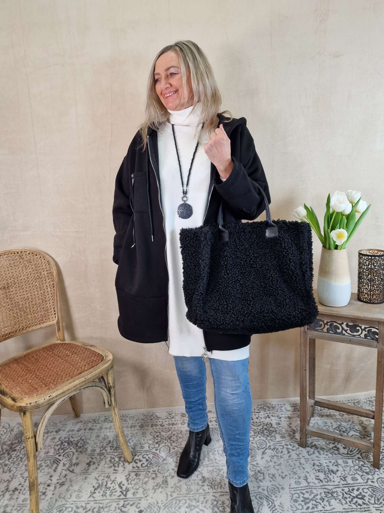 HOODIE SWEATER JACKE CARLO SCHWARZ 34-42 Made in Italy Oversize lange Sweatshirtjacke HOODIE SWEATER JACKE CARLO SCHWARZ 34-42 Made in Italy Oversize lange Sweatshirtjacke