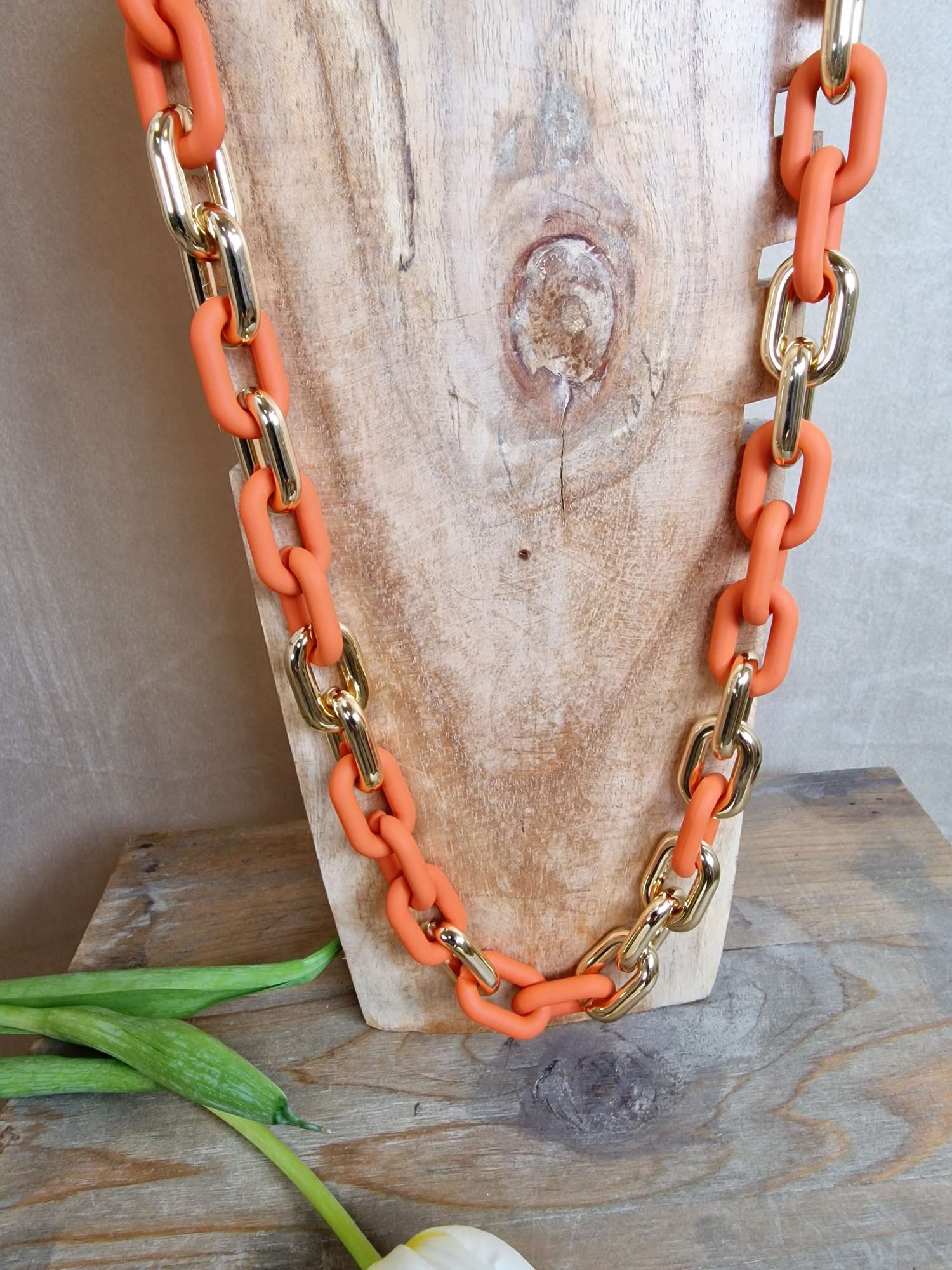 KETTE POWERFUL ORANGE Metall Resin Goldfarbig Necklace Halskette