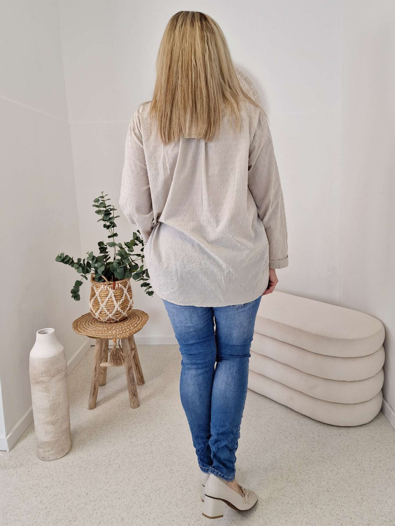 EDLE BLUSE DOTTY BEIGE 36 - kl 42 Made in Italy EDLE BLUSE DOTTY BEIGE 36 - kl 42 Made in Italy