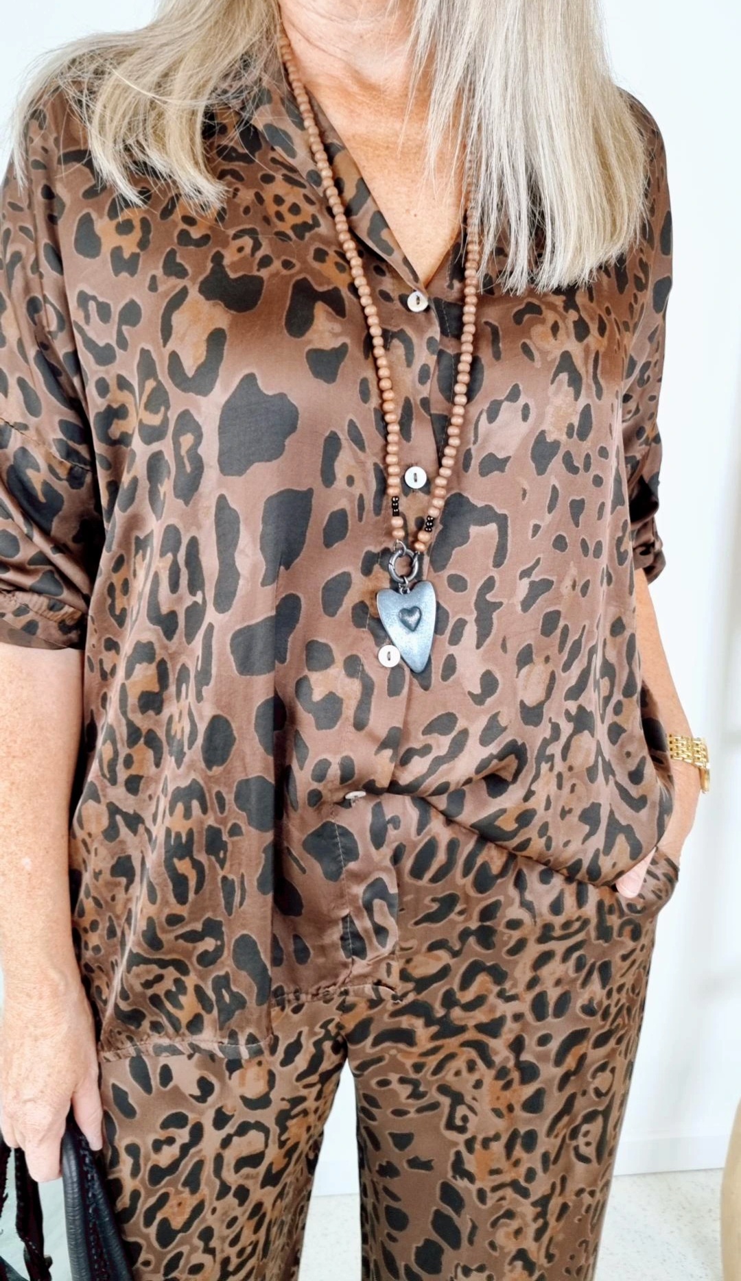 EDLE BLUSE MARY LEO DUNKELBRAUN 34-40/42 Made in Italy Viskose Hemd Shirt T-Shirt EDLE BLUSE MARY LEO DUNKELBRAUN 34-40/42 Made in Italy Viskose Hemd Shirt T-Shirt
