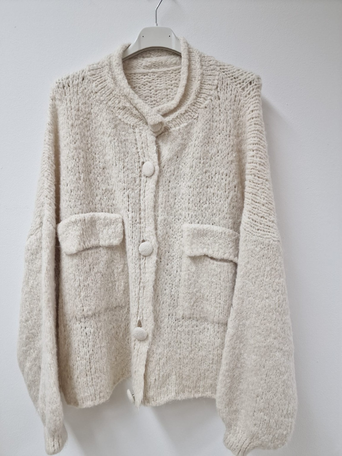 Kuschelige Oversize Strickjacke mit Taschen SJ0101 Made in Italy 36 - 42