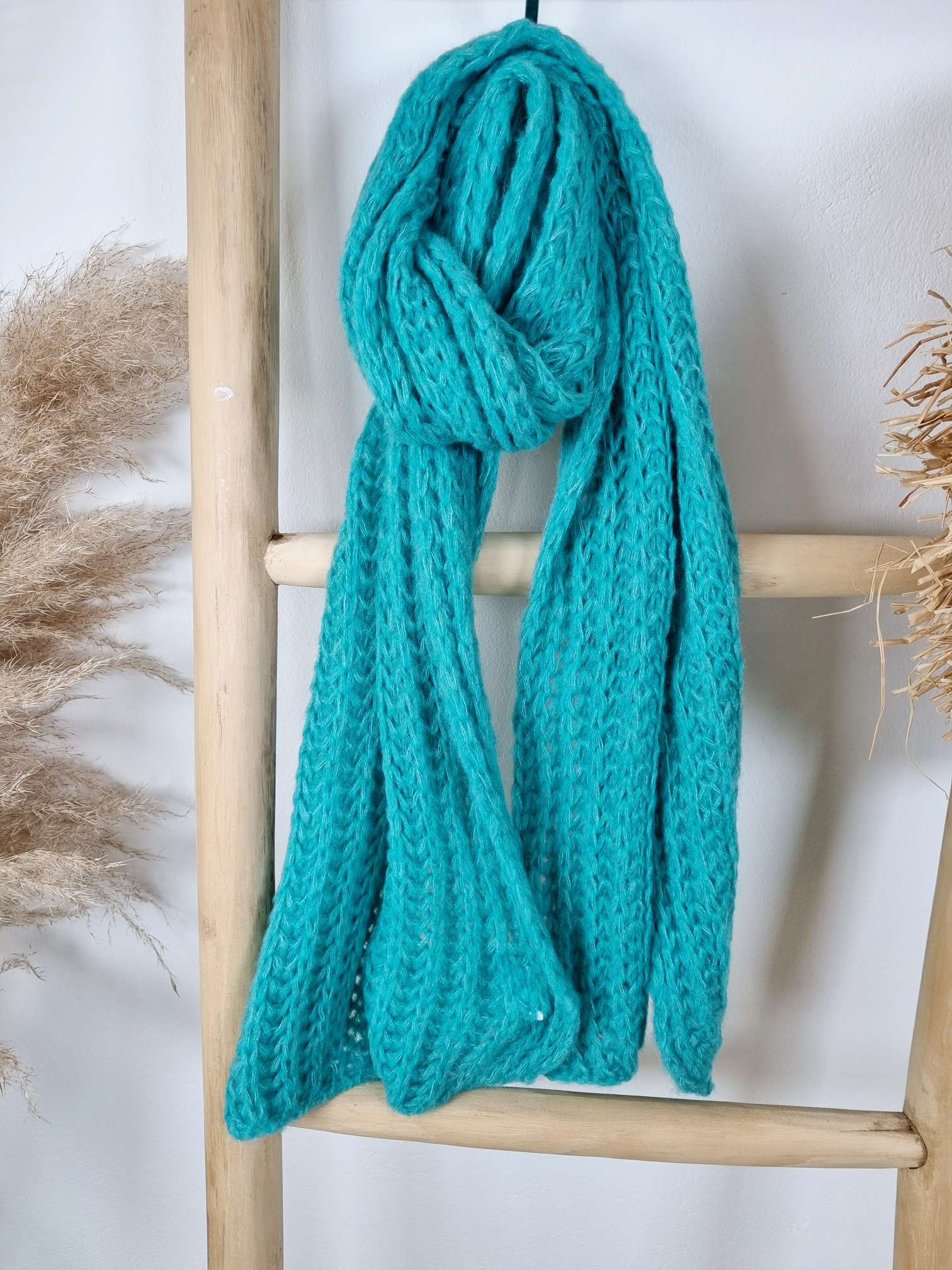 EDLER KUSCHEL SCHAL NEBRASKA Made in Italy leichter Strickschal aus Wolle Scarf versch. Farben EDLER KUSCHEL SCHAL NEBRASKA Made in Italy leichter Strickschal aus Wolle Scarf versch. Farben