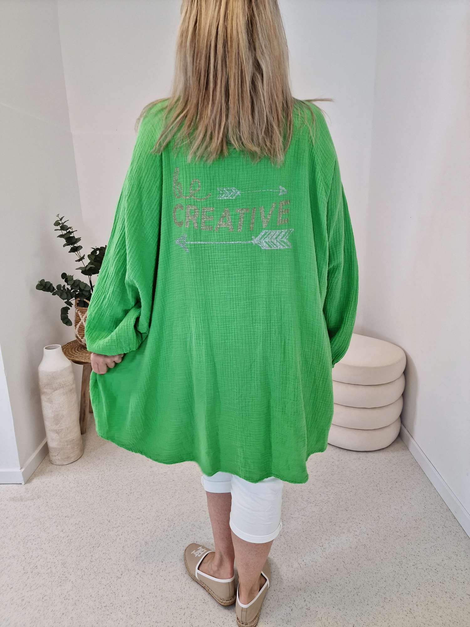 MUSSELIN OVERSIZE BLUSE BE CREATIVE GRÜN 34-42/44 Made in Italy Longbluse Kleid Tunika Shirt Blusenjacke MUSSELIN OVERSIZE BLUSE BE CREATIVE GRÜN 34-42/44 Made in Italy Longbluse Kleid Tunika Shirt Blusenjacke