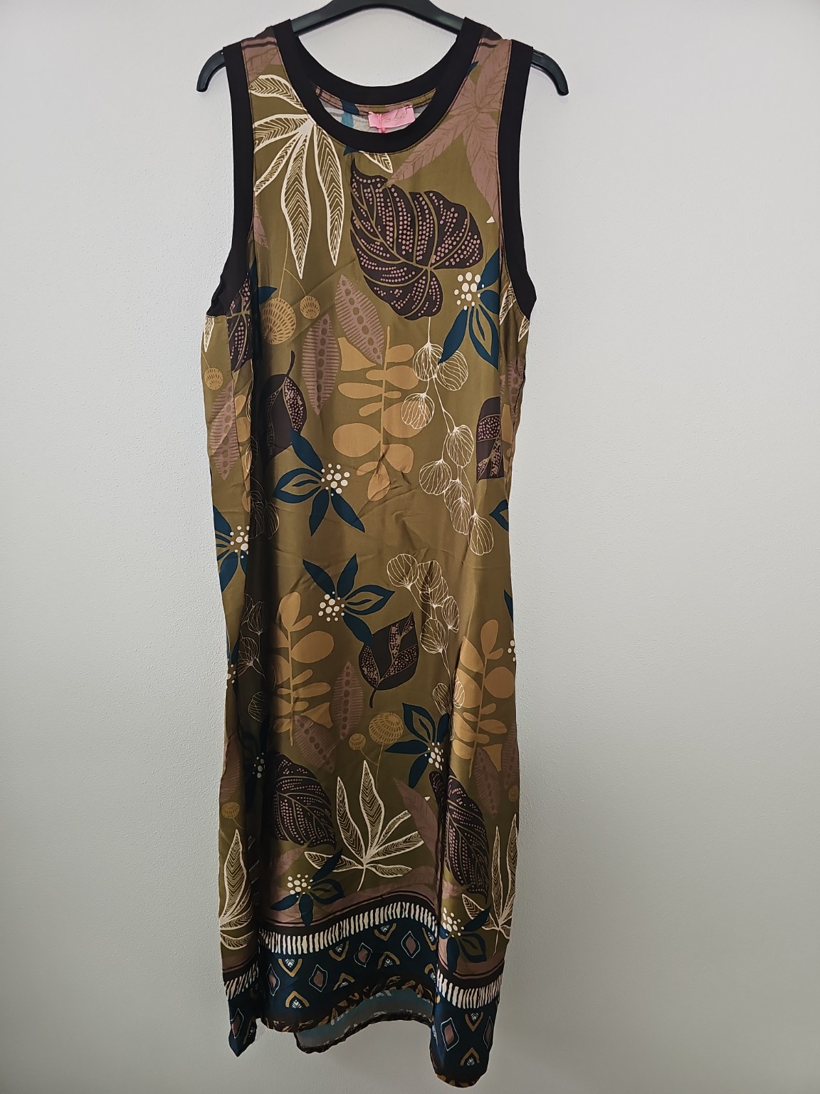Satin-Kleid Kalila Blätterprint Made in Italy Viskose Qualtiät Gr. 34-40/42