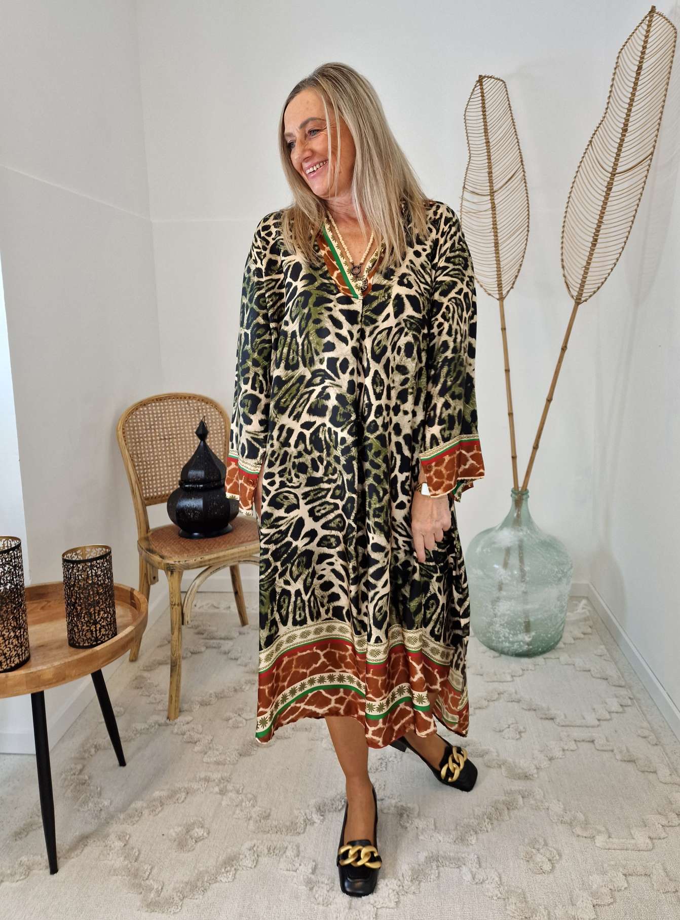 BLUSEN KLEID LUISE KHAKI langes Seiden Kleid Dress Longbluse Made in Italy 34-42 BLUSEN KLEID LUISE KHAKI langes Seiden Kleid Dress Longbluse Made in Italy 34-42