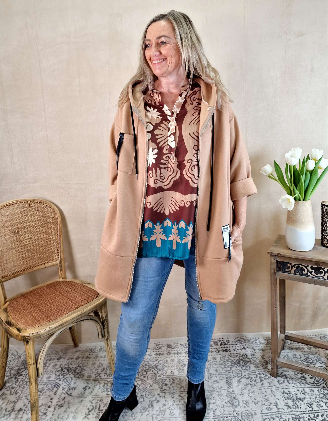 HOODIE SWEATER JACKE CARLO CAMEL 34-42 Made in Italy Oversize lange Sweatshirtjacke HOODIE SWEATER JACKE CARLO CAMEL 34-42 Made in Italy Oversize lange Sweatshirtjacke