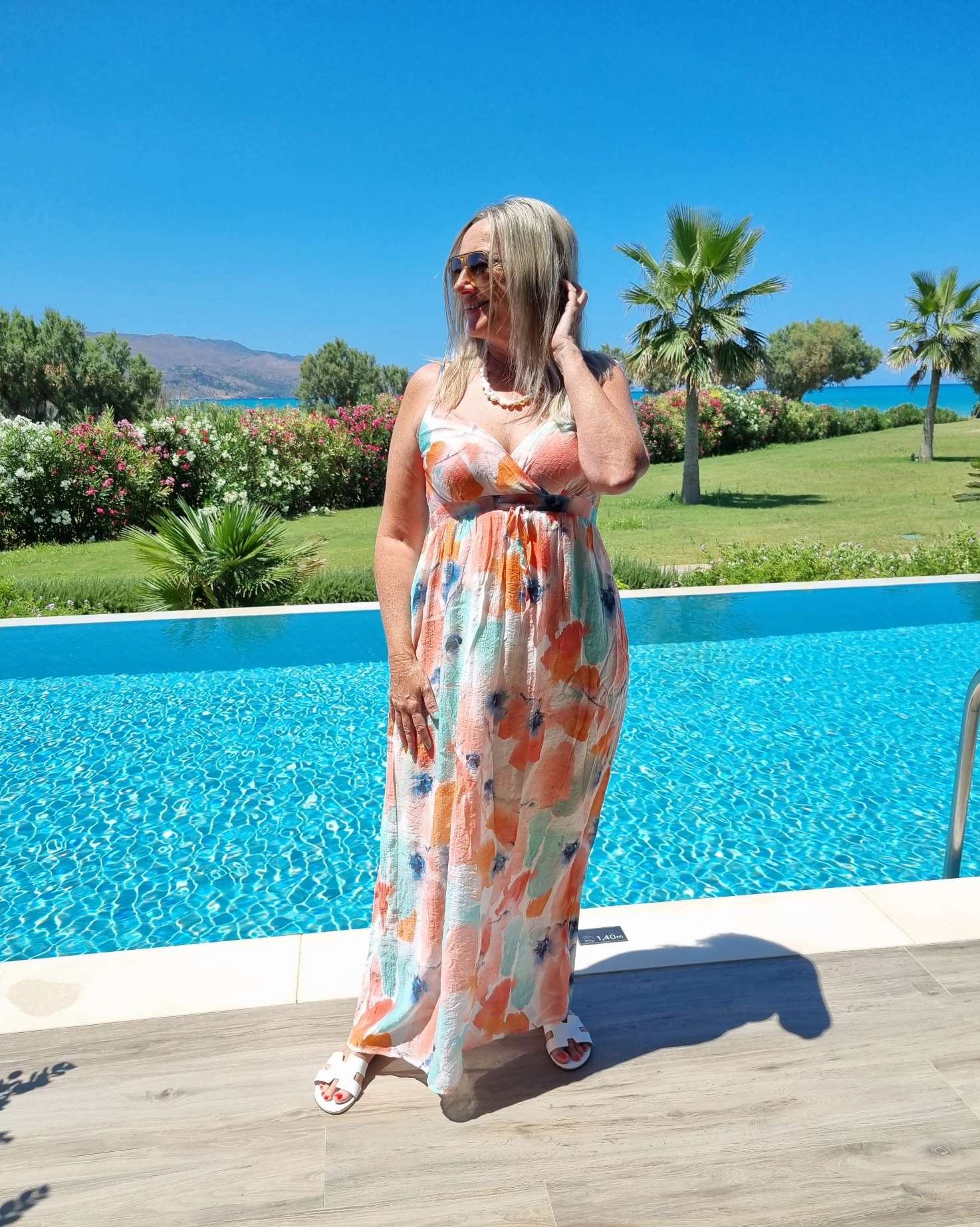 SPAGHETTI DRESS LARA FLOWERS 36-40/42 Made in Italy Maxi Kleid Sommer Strandkleid Blumen Variantenartikel SPAGHETTI DRESS LARA FLOWERS 36-40/42 Made in Italy Maxi Kleid Sommer Strandkleid Blumen Variantenartikel