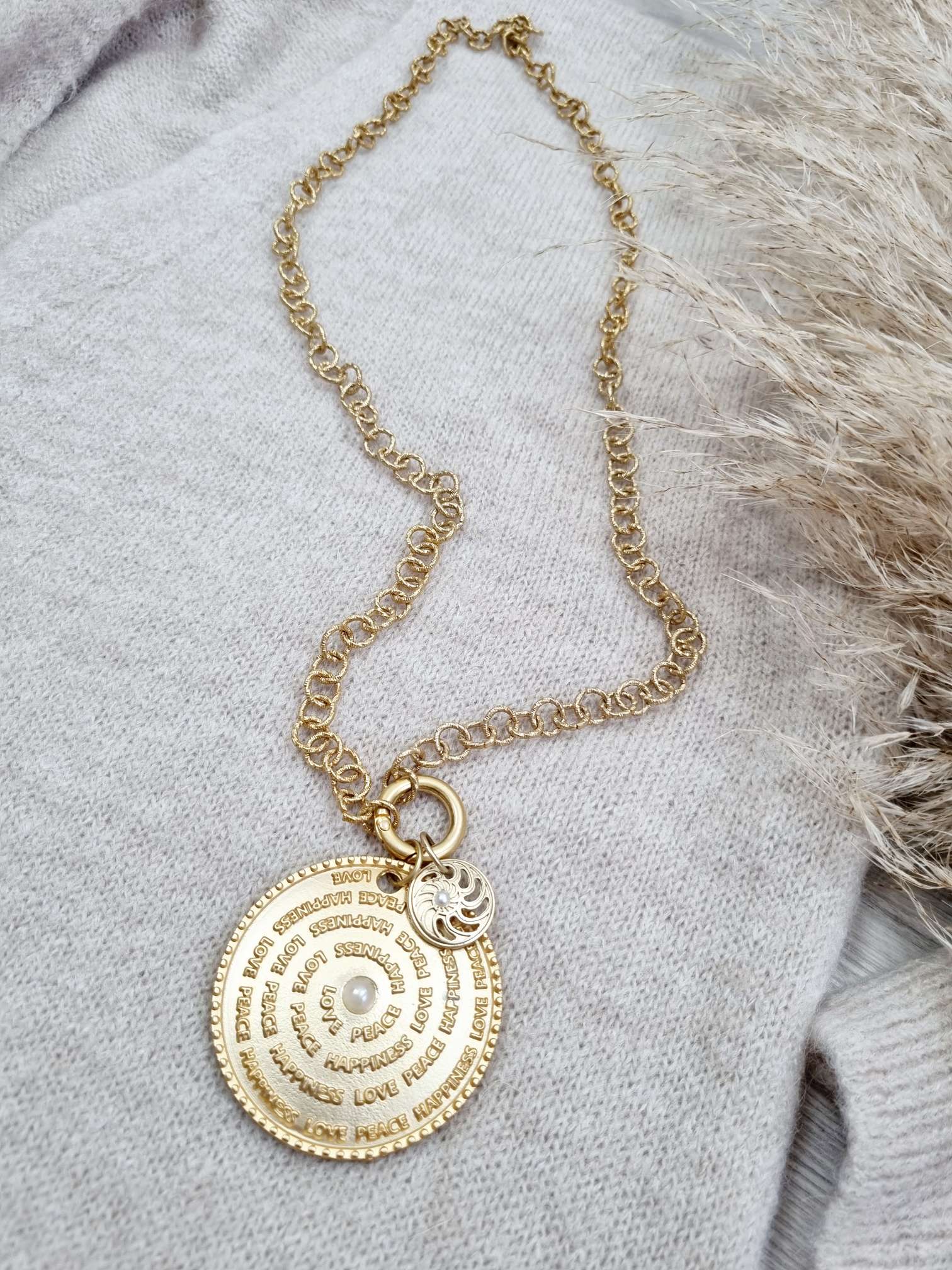 EXCLUSIVE GLIEDERKETTE HAPPINESS GOLD AMULETT BEAD Anhänger Halskette EXCLUSIVE GLIEDERKETTE HAPPINESS GOLD AMULETT BEAD Anhänger Halskette