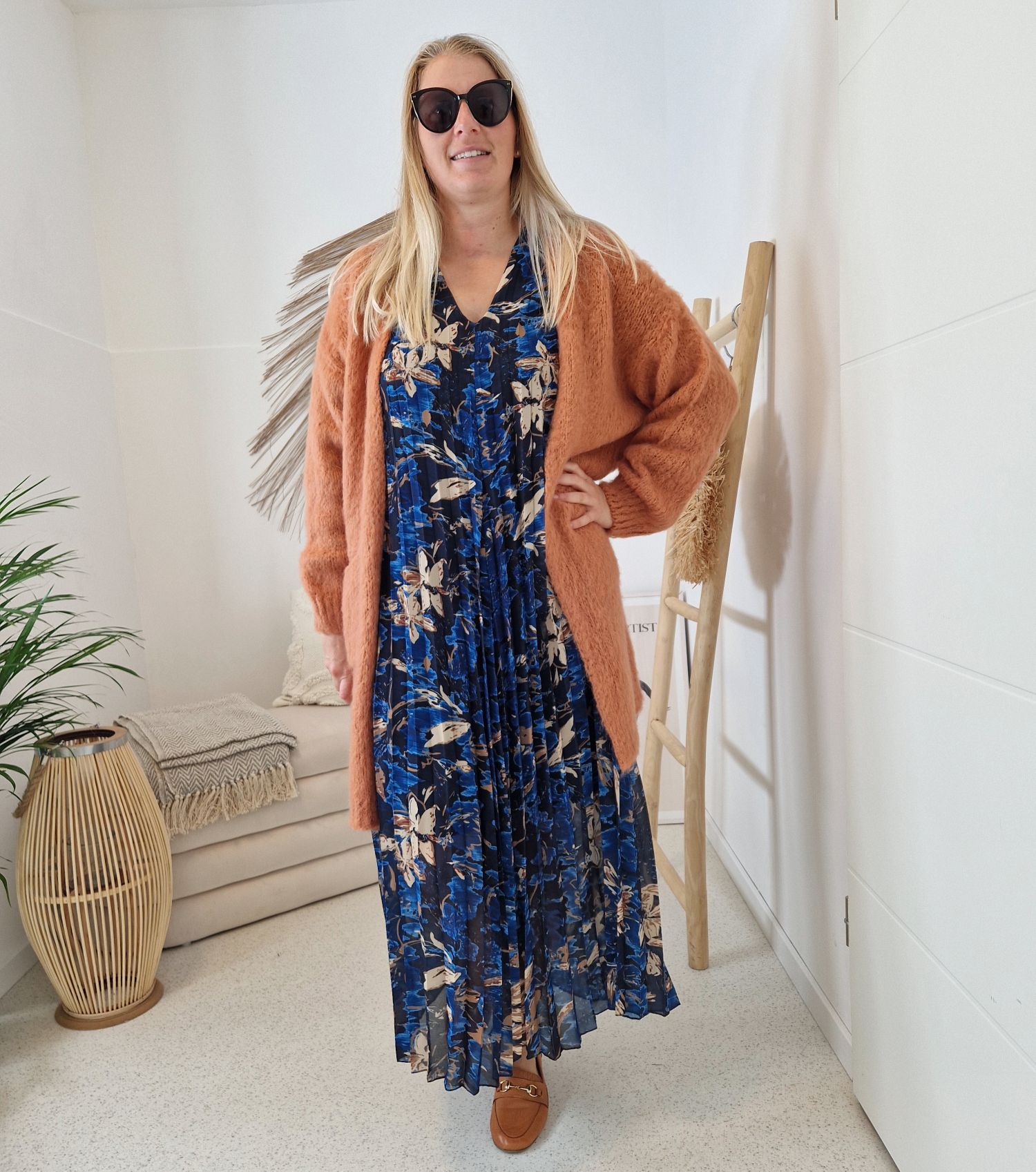 MAXI PLISSEE DRESS ULA BLAU 36-42 Made in Italy Plissee Herbst Kleid MAXI PLISSEE DRESS ULA BLAU 36-42 Made in Italy Plissee Herbst Kleid
