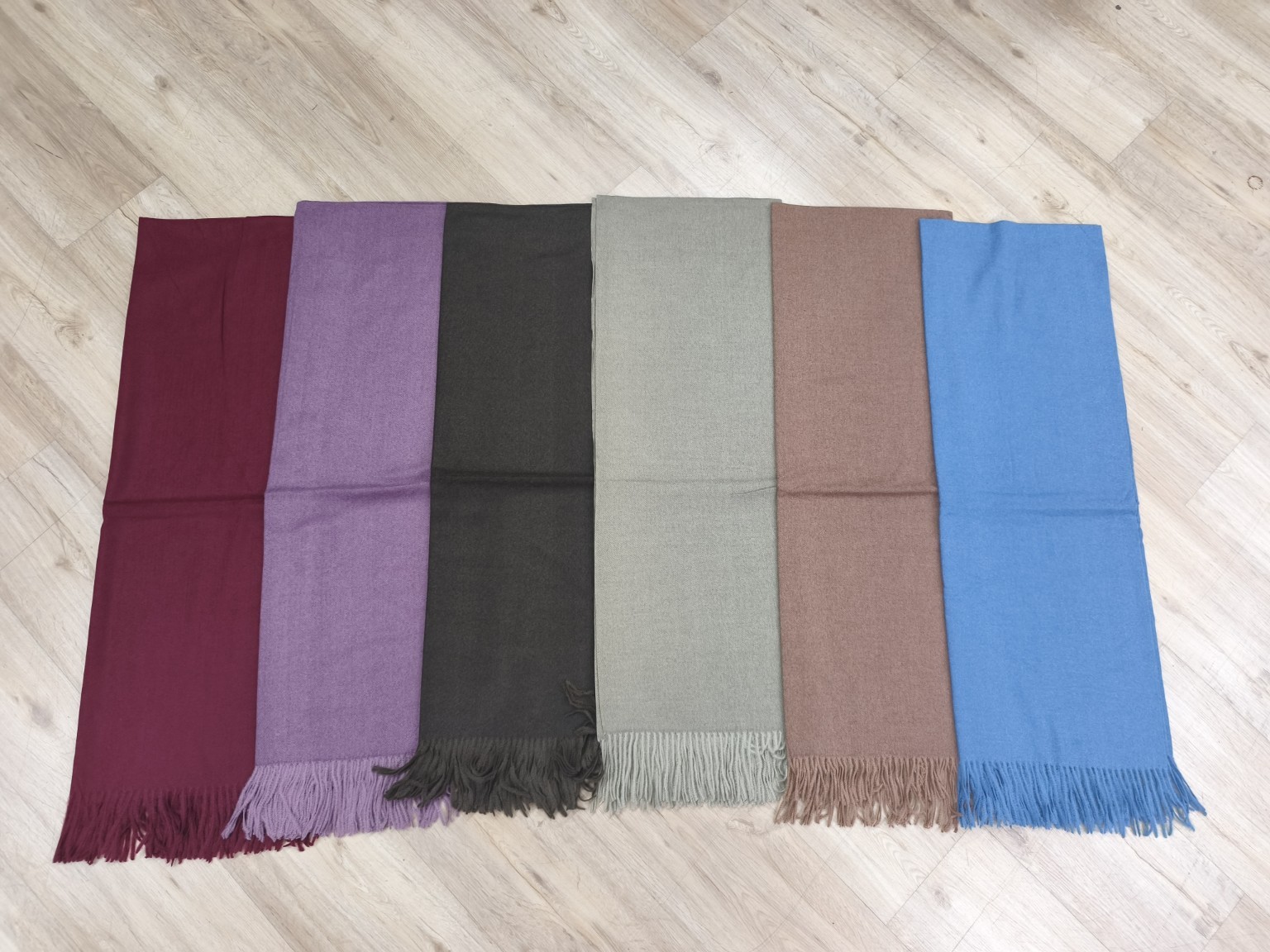 Essential Uni-Schal I S0169 I Made in Italy