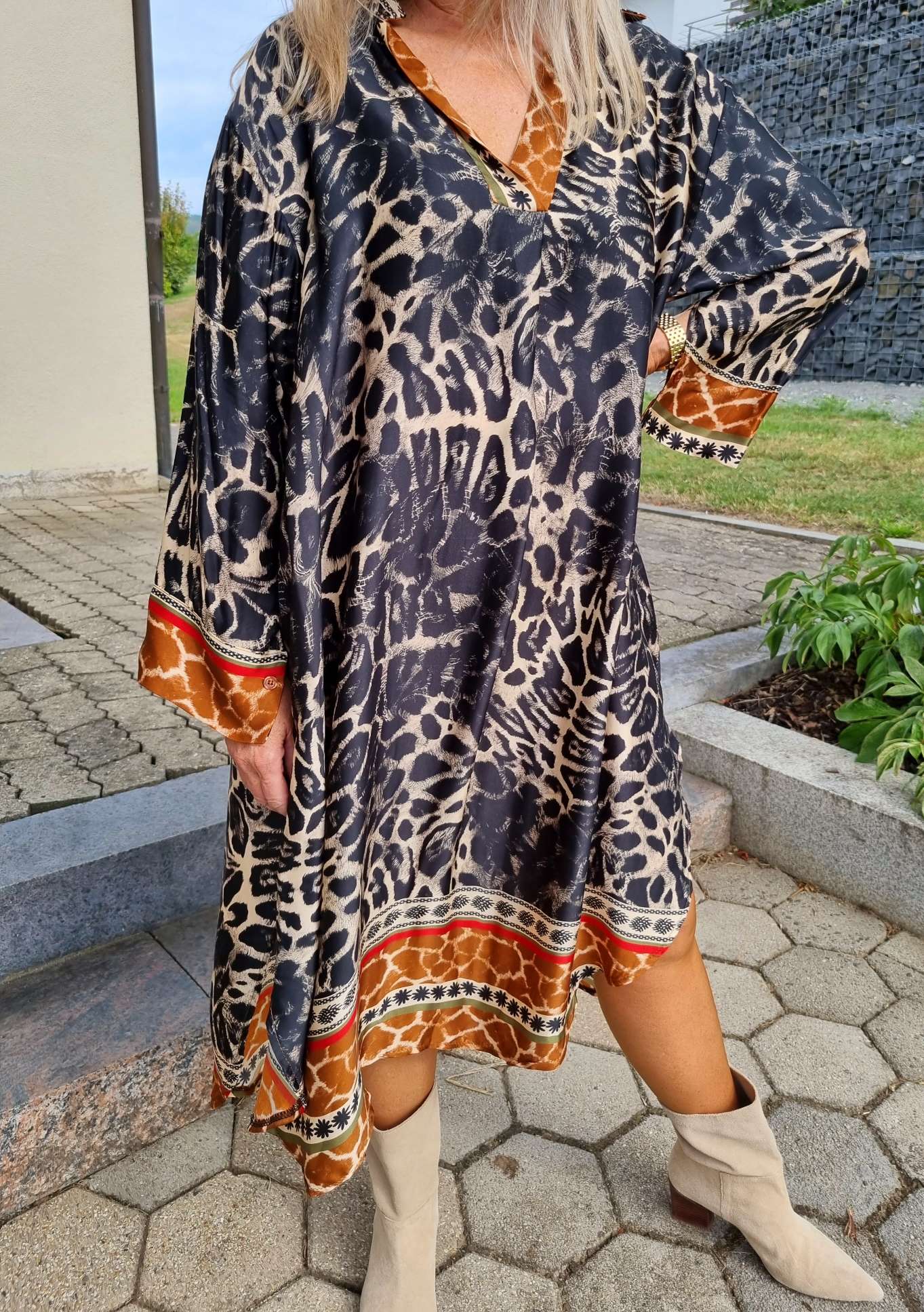BLUSEN KLEID LUISE SCHWARZ langes Seiden Kleid Dress Longbluse Made in Italy 34-42 BLUSEN KLEID LUISE SCHWARZ langes Seiden Kleid Dress Longbluse Made in Italy 34-42