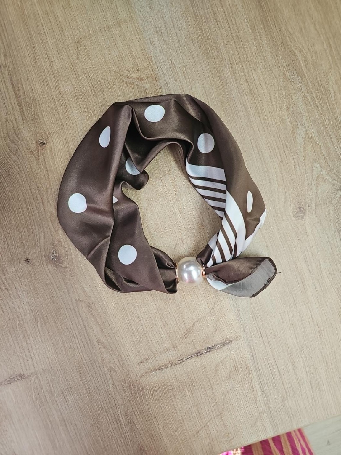 Tuchkette Evania DOTS Perlenverschluss