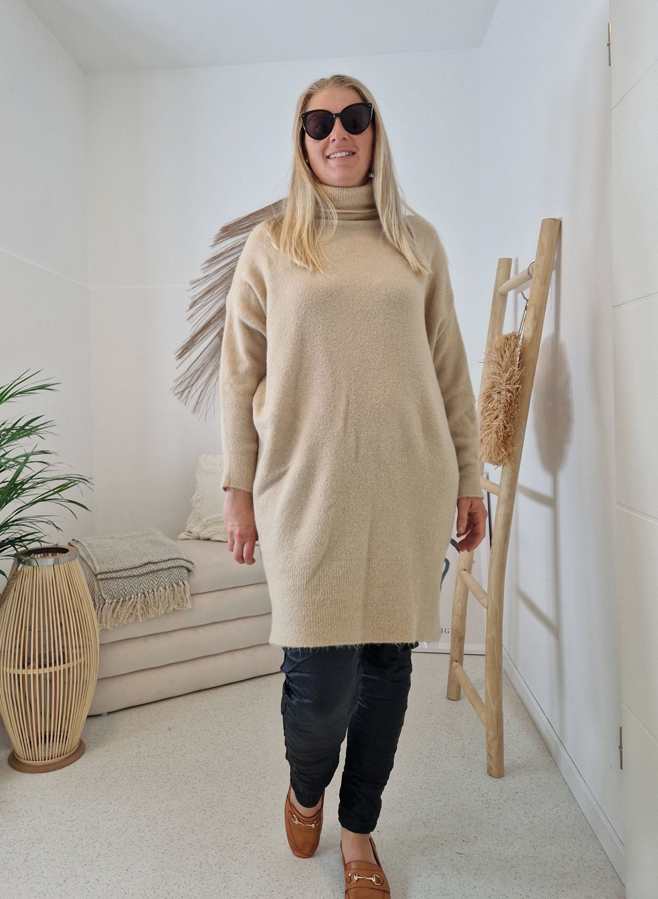 TURTLENECK KNIT DRESS TIZIANA SAND Rollkragen Strickkleid Kleid Pullover 34-42/44 TURTLENECK KNIT DRESS TIZIANA SAND Rollkragen Strickkleid Kleid Pullover 34-42/44