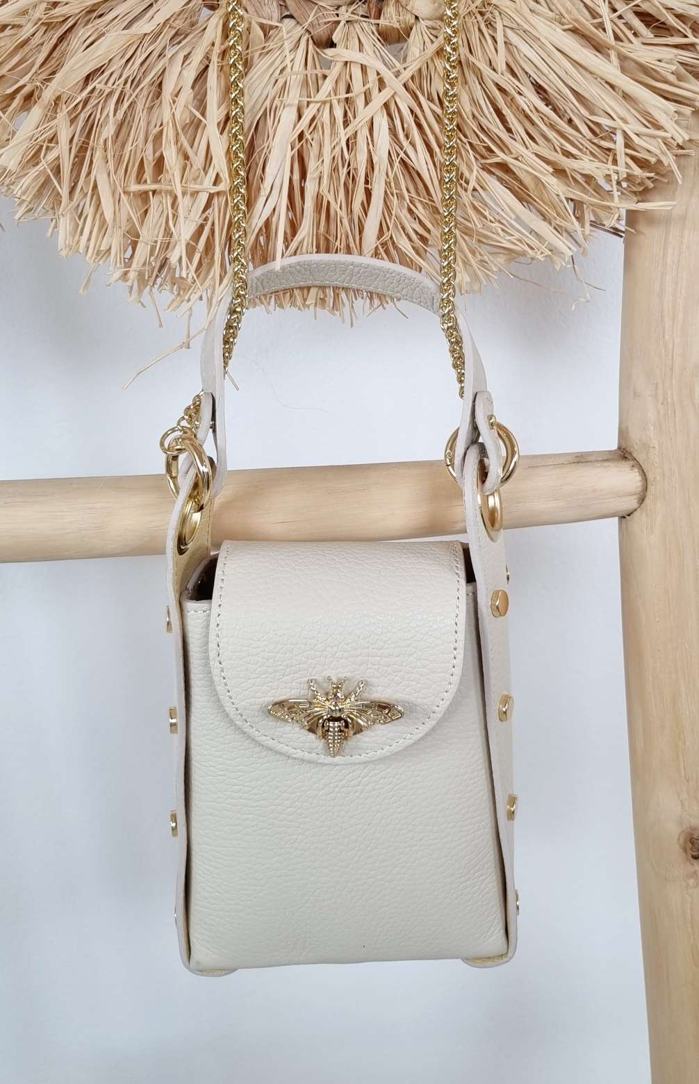 HANDYTASCHE BIENE BIG Made in Italy Ledertasche Umhängetasche Tasche echt Leder versch. Farben HANDYTASCHE BIENE BIG Made in Italy Ledertasche Umhängetasche Tasche echt Leder versch. Farben