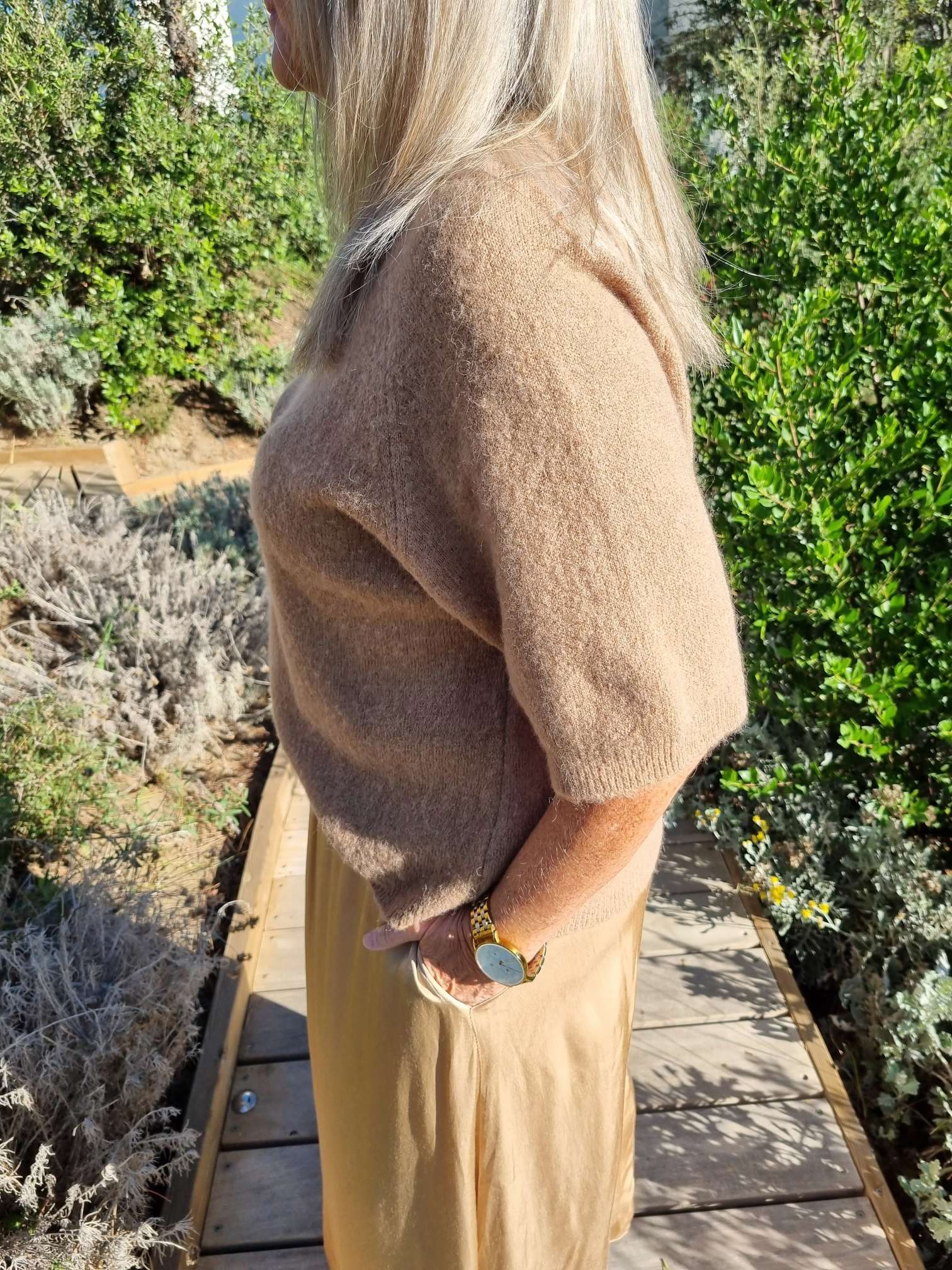KURZARM PULLOVER ZITA CAMEL 34-42 Made in Italy edler Strickpullover Knit Sweater KURZARM PULLOVER ZITA CAMEL 34-42 Made in Italy edler Strickpullover Knit Sweater