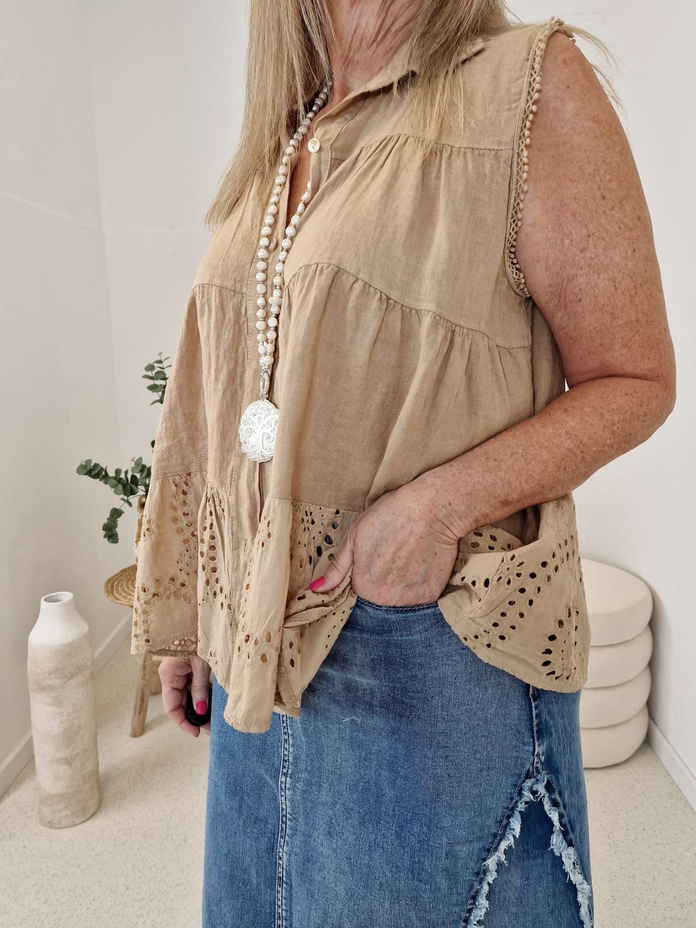 EDLES LEINEN SHIRT TOP KISS CAMEL 36-42 Made in Italy Shirt Oberteil LINEN BASIC Lochstickerei EDLES LEINEN SHIRT TOP KISS CAMEL 36-42 Made in Italy Shirt Oberteil LINEN BASIC Lochstickerei