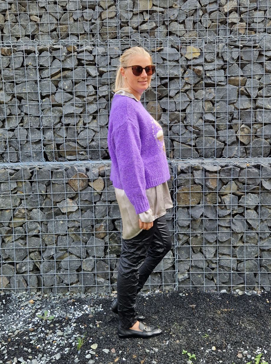 KNIT SWEATER GRETA FLOWER LILA Strickpullover Pullover 34-42 Made in Italy versch. Farben KNIT SWEATER GRETA FLOWER LILA Strickpullover Pullover 34-42 Made in Italy versch. Farben