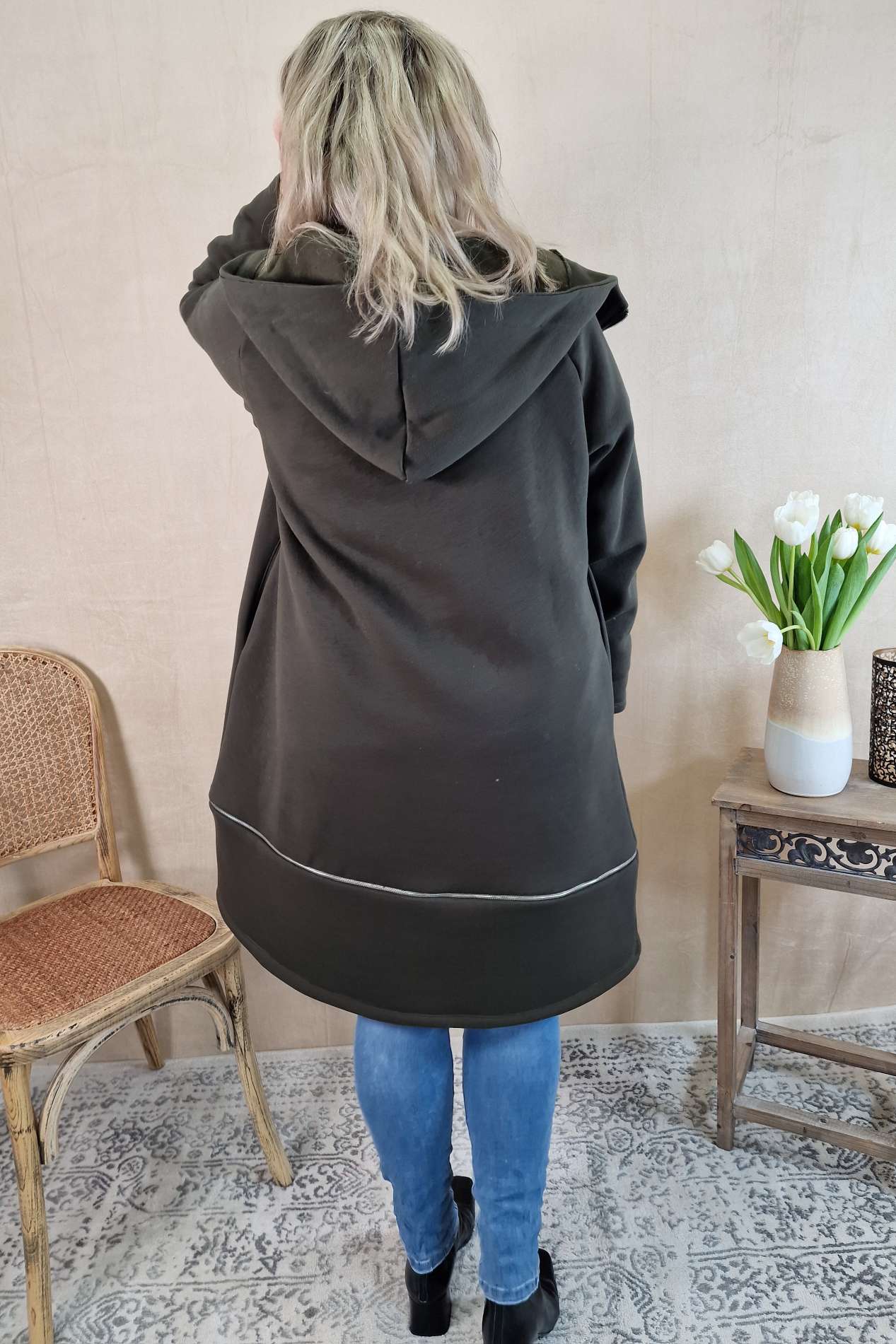 HOODIE SWEATER JACKE ANTONIA KHAKI 34-42 Made in Italy Oversize lange Sweatshirtjacke HOODIE SWEATER JACKE ANTONIA KHAKI 34-42 Made in Italy Oversize lange Sweatshirtjacke