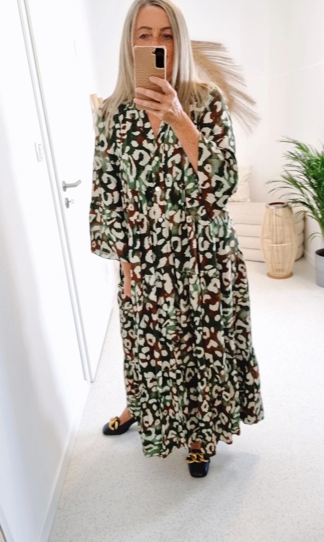 MAXI TUNIKA DRESS SAFARI KHAKI 34-42 Made in Italy langes Kleid Hängerchen Tunikakleid MAXI TUNIKA DRESS SAFARI KHAKI 34-42 Made in Italy langes Kleid Hängerchen Tunikakleid