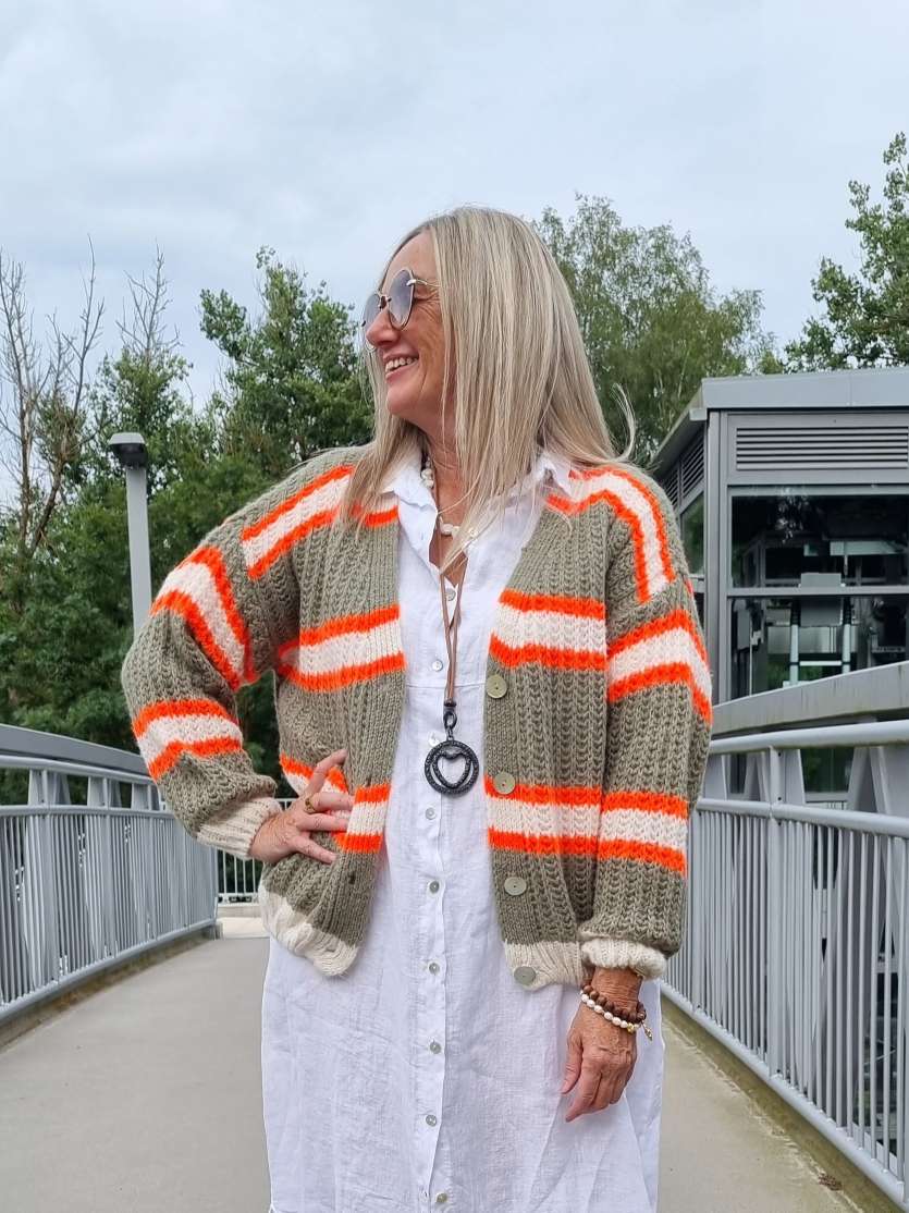 SHORT KNIT CARDIGAN MYKONOS STRIPES BUTTONS KHAKI ORANGE CREME kurze Strick Jacke Made in Italy Streifen Knöpfe 34-42 SHORT KNIT CARDIGAN MYKONOS STRIPES BUTTONS KHAKI ORANGE CREME kurze Strick Jacke Made in Italy Streifen Knöpfe 34-42