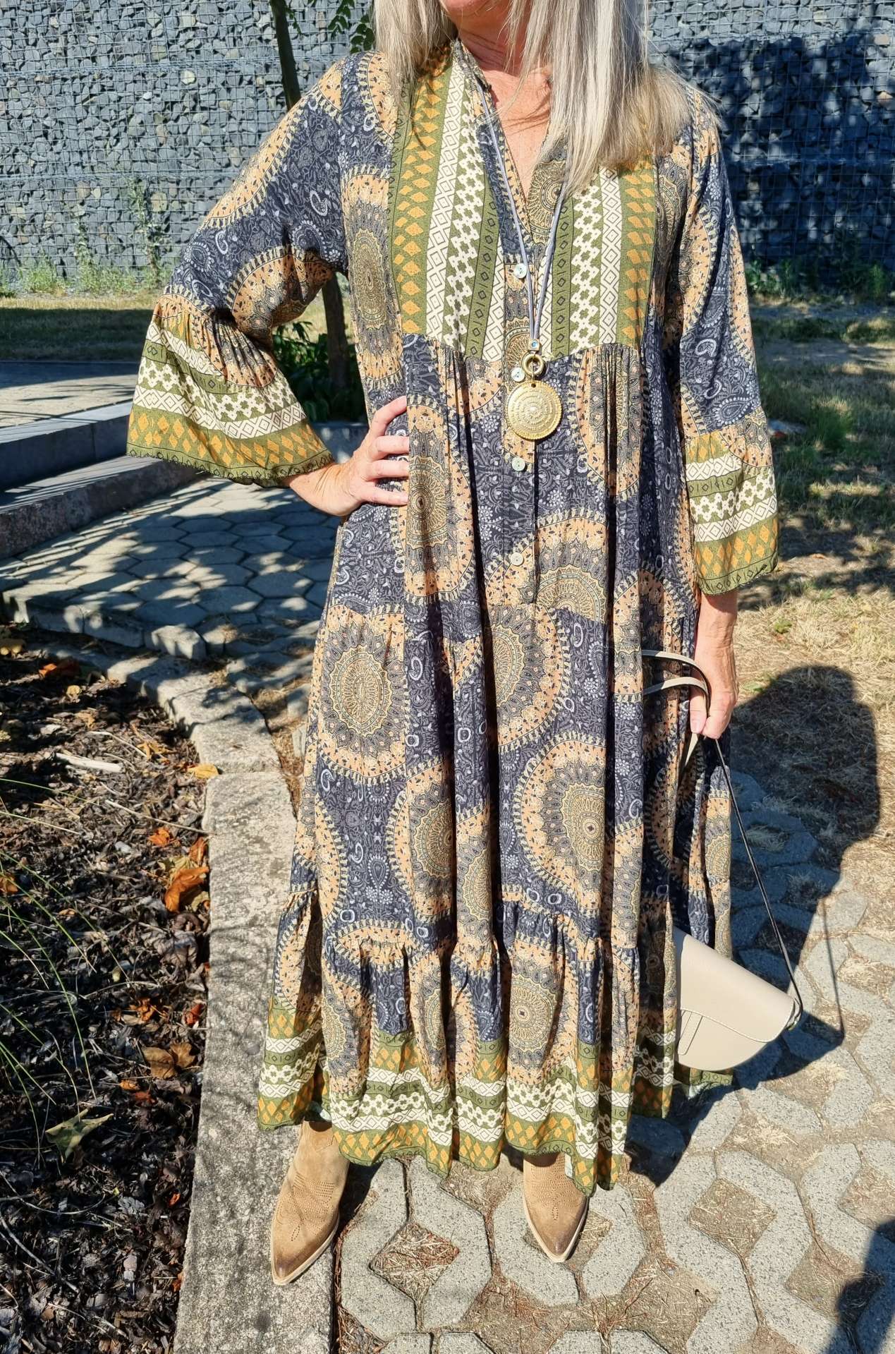 MAXI TUNIKA DRESS MICAELA BLACK KHAKI 34-42 Made in Italy langes Kleid Hängerchen Tunikakleid MAXI TUNIKA DRESS MICAELA BLACK KHAKI 34-42 Made in Italy langes Kleid Hängerchen Tunikakleid