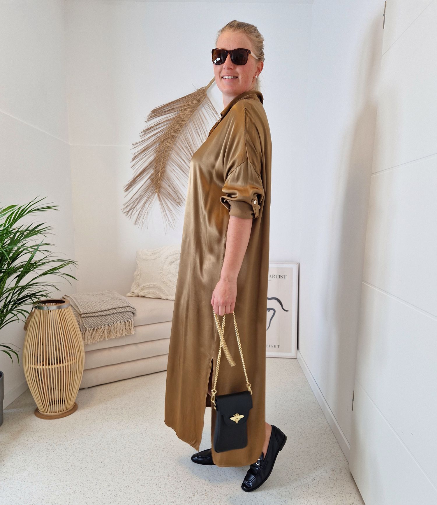 BLUSENKLEID NORA CAMEL 34-42/44 Made in Italy Oversize Maxi Kleid Mantel DRESS Satin Optik BLUSENKLEID NORA CAMEL 34-42/44 Made in Italy Oversize Maxi Kleid Mantel DRESS Satin Optik
