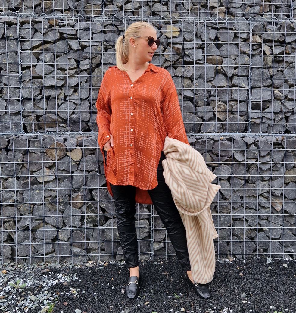 OVERSIZE BLUSE LUCY ROT 34-42 Made in Italy Seide Silk Longbluse Hemd OVERSIZE BLUSE LUCY ROT 34-42 Made in Italy Seide Silk Longbluse Hemd